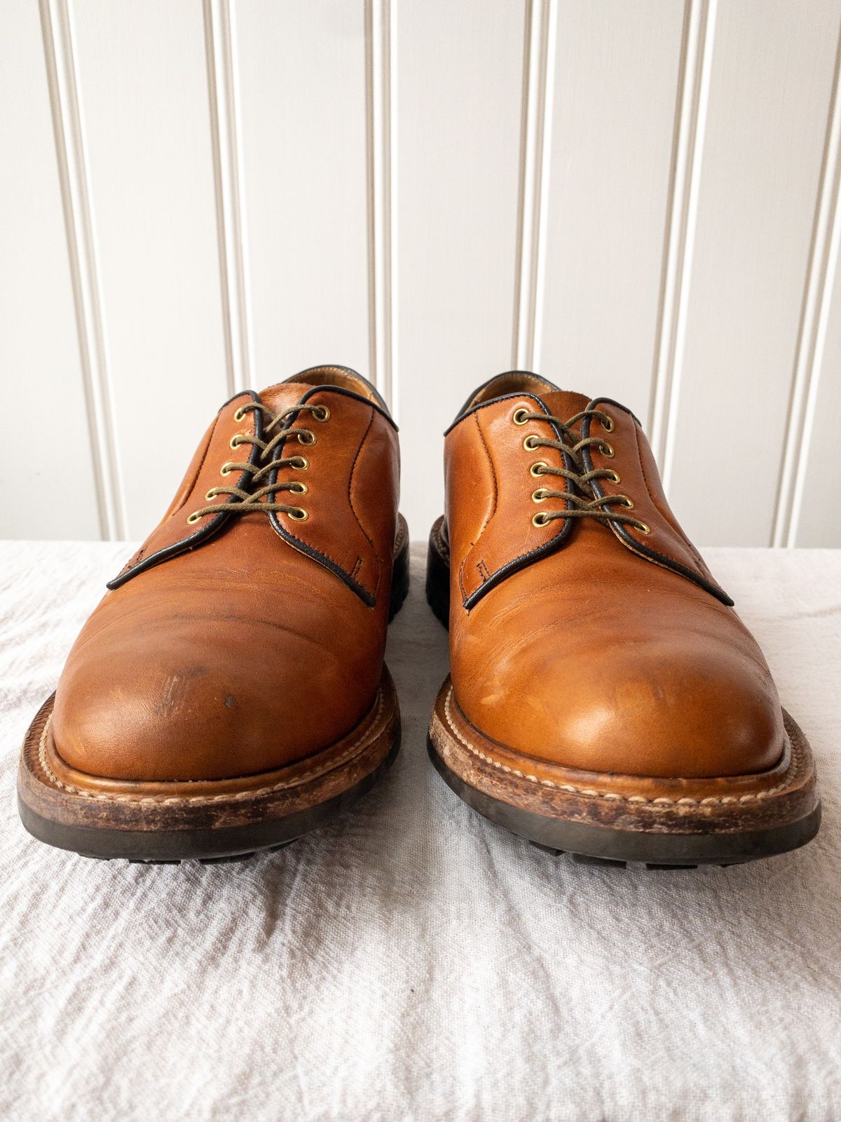 Photo by storybook.oak on February 2, 2023 of the Tricker's Robert Plain Derby Shoe in Horween Natural Dublin.