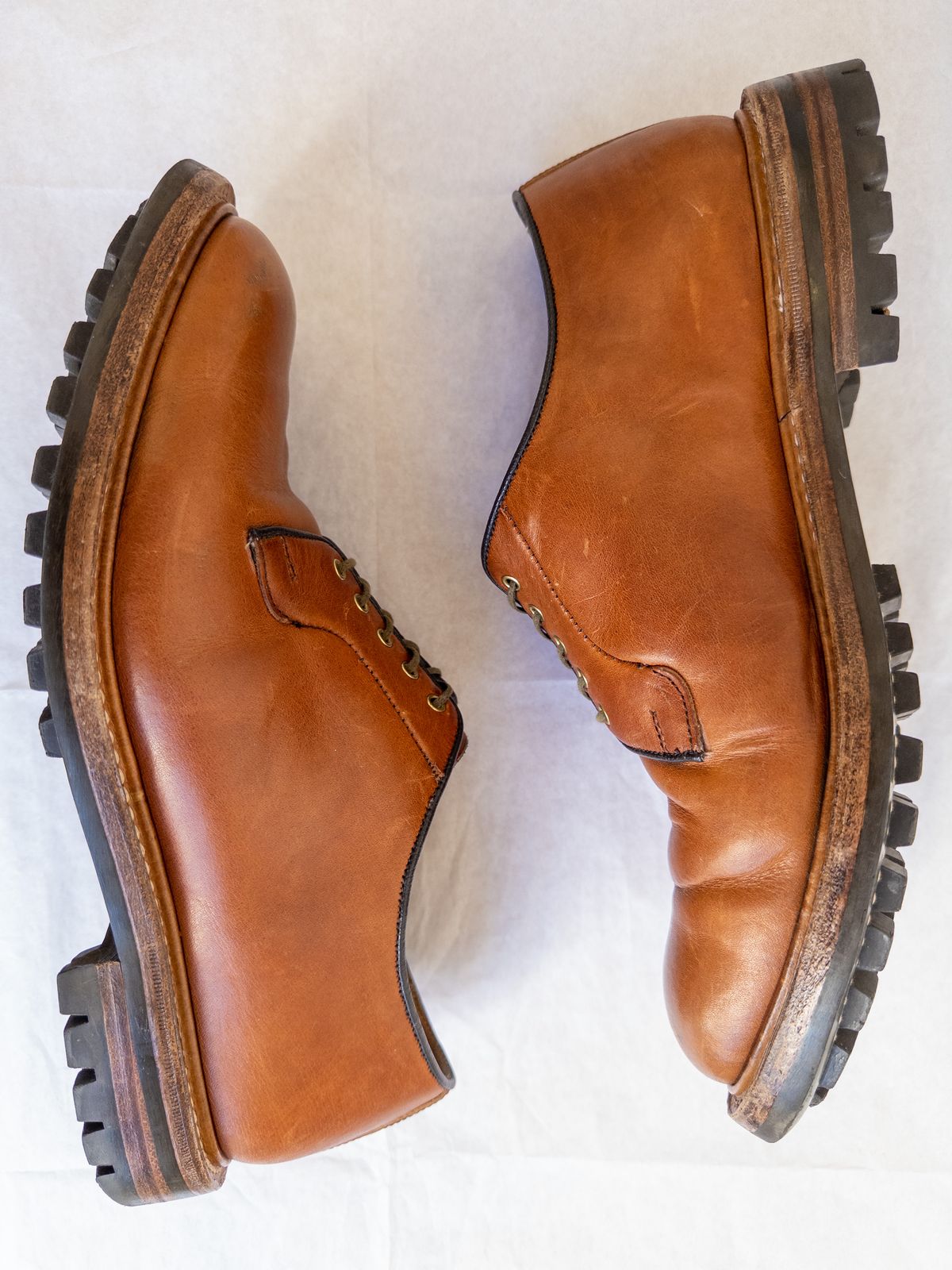 Photo by storybook.oak on April 3, 2023 of the Tricker's Robert Plain Derby Shoe in Horween Natural Dublin.