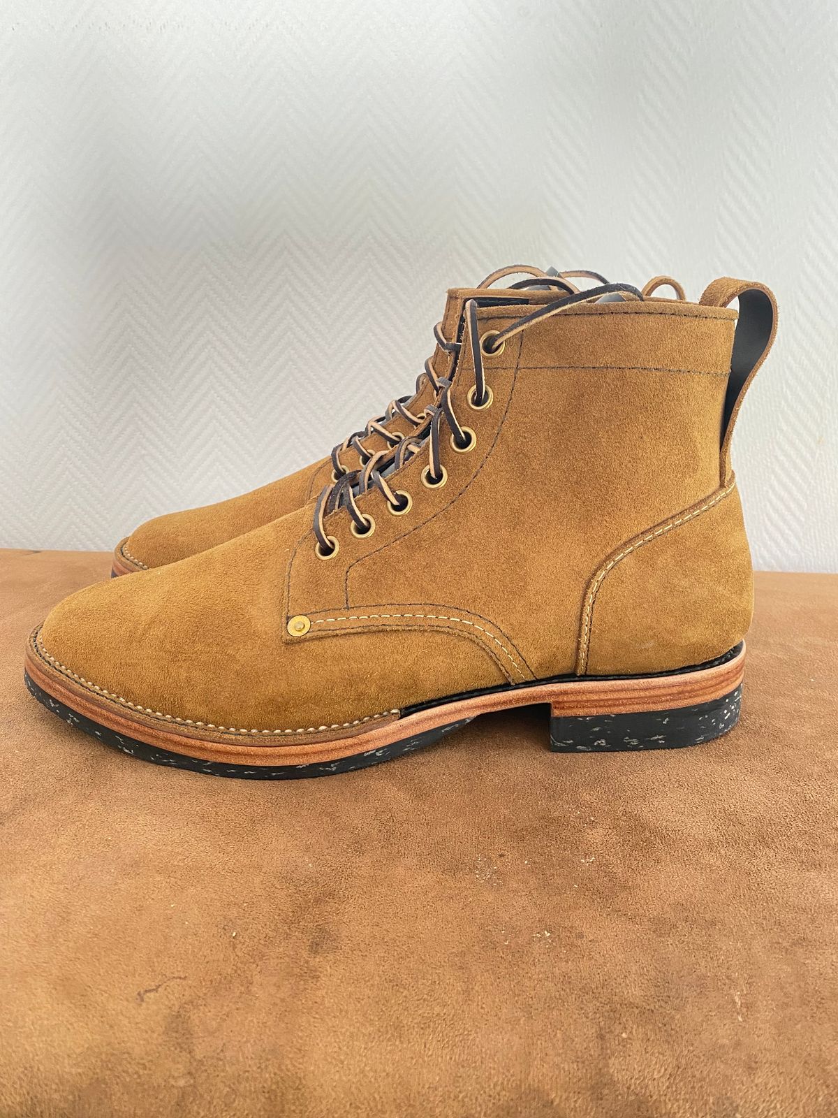 Photo by funkysolemedina on October 8, 2023 of the Santalum x PTC The Klondike Service Boot in S.B. Foot Black Klondike.