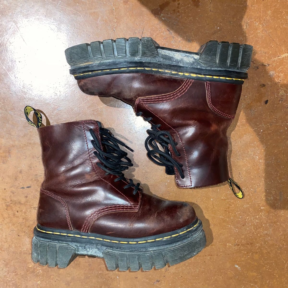 Photo by sangkirsten on February 6, 2023 of the Dr. Martens Unlisted Model in Unlisted Leather.