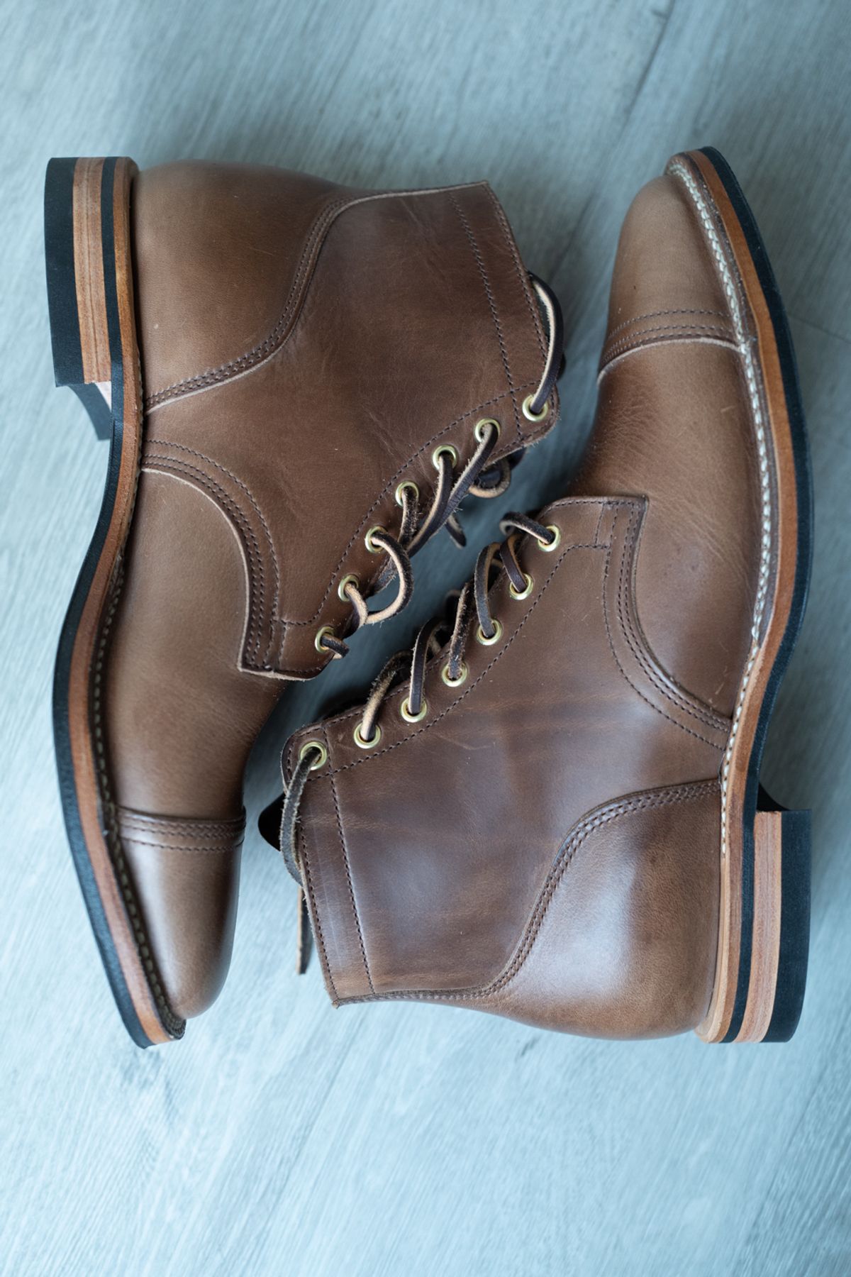Photo by mjunderw00d on November 2, 2022 of the Viberg Service Boot PCT in Horween Natural Chromexcel.