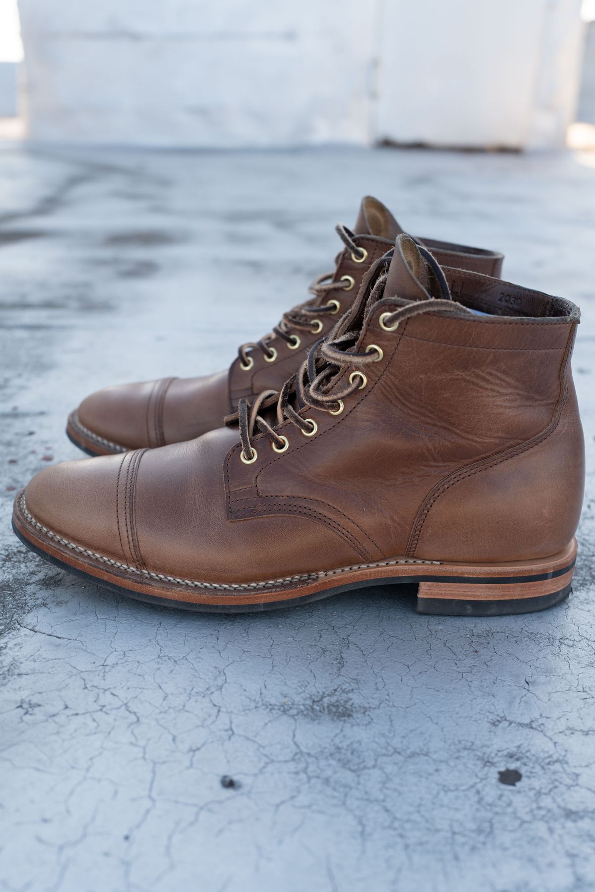 Photo by mjunderw00d on December 3, 2022 of the Viberg Service Boot PCT in Horween Natural Chromexcel.