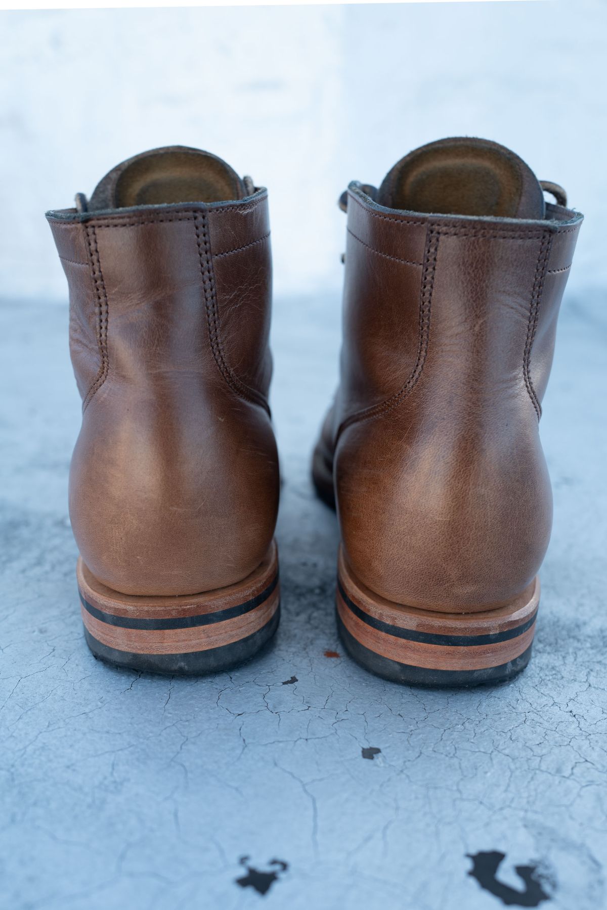 Photo by mjunderw00d on January 1, 2023 of the Viberg Service Boot PCT in Horween Natural Chromexcel.