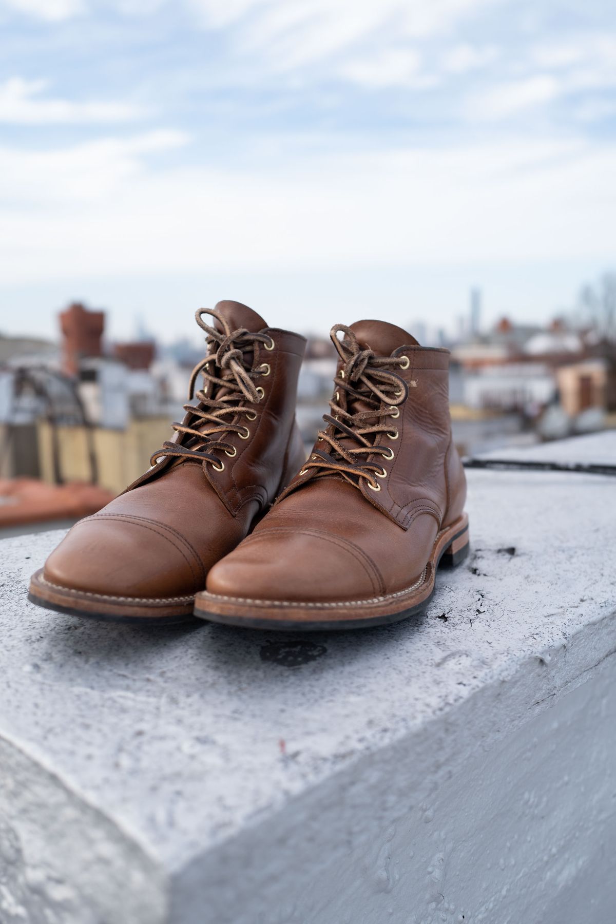 Photo by mjunderw00d on April 5, 2023 of the Viberg Service Boot PCT in Horween Natural Chromexcel.