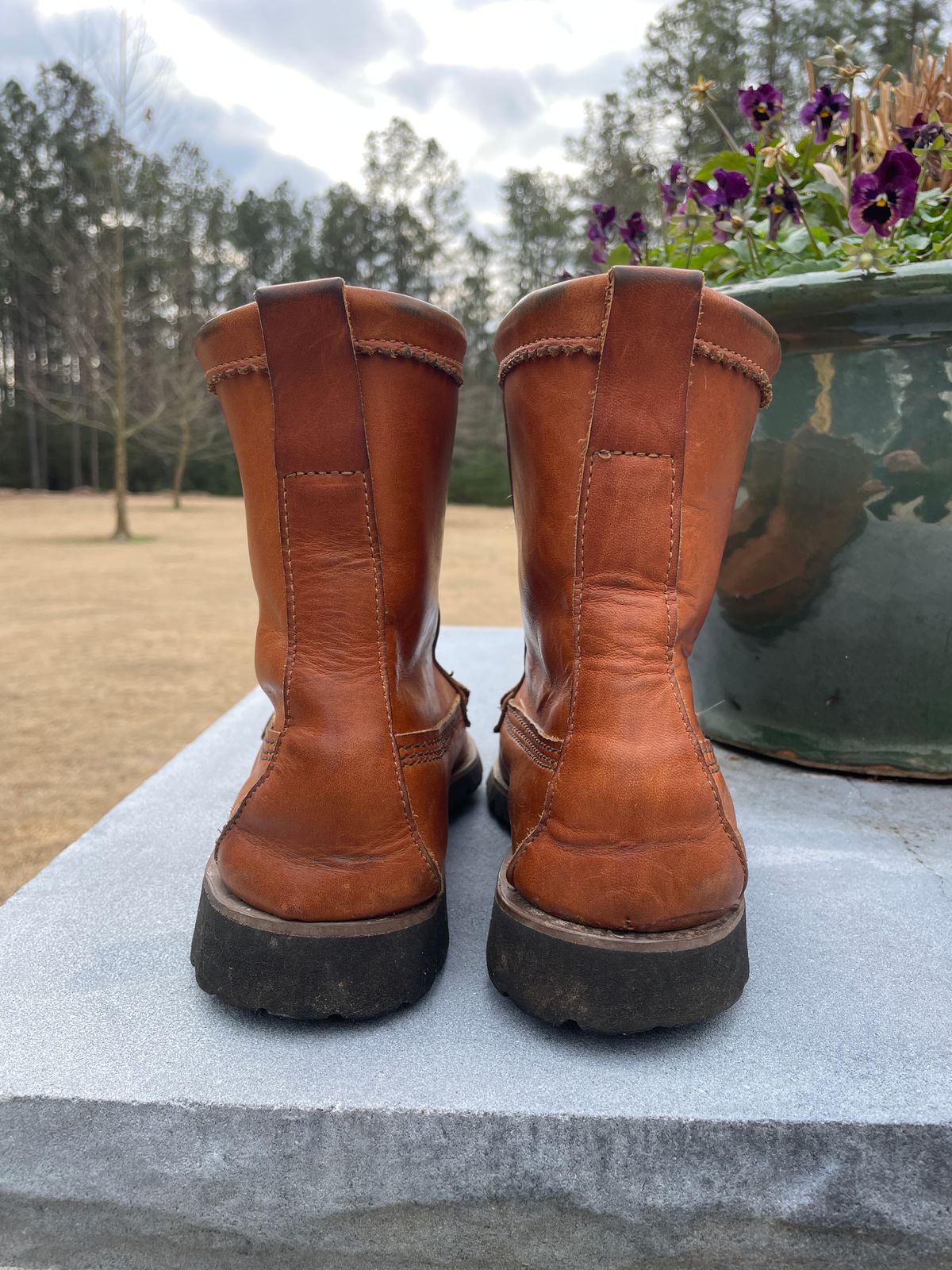 Photo by greenhead on January 4, 2024 of the Quoddy Pull On Boot in Horween Whiskey Cavalier.