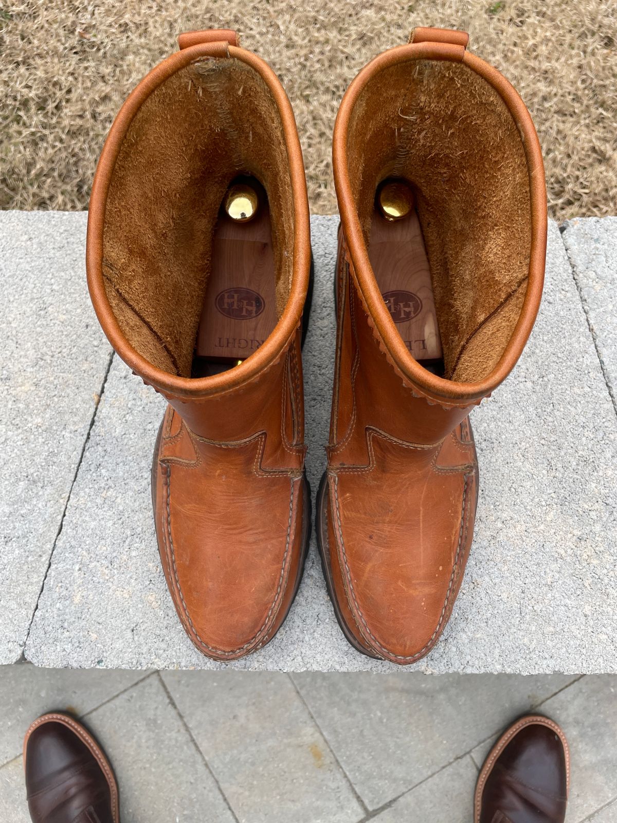 Photo by greenhead on January 4, 2024 of the Quoddy Pull On Boot in Horween Whiskey Cavalier.