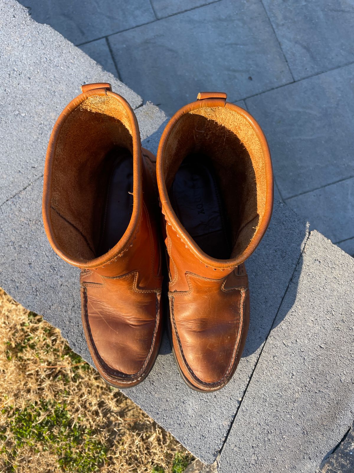 Photo by greenhead on February 5, 2024 of the Quoddy Pull On Boot in Horween Whiskey Cavalier.