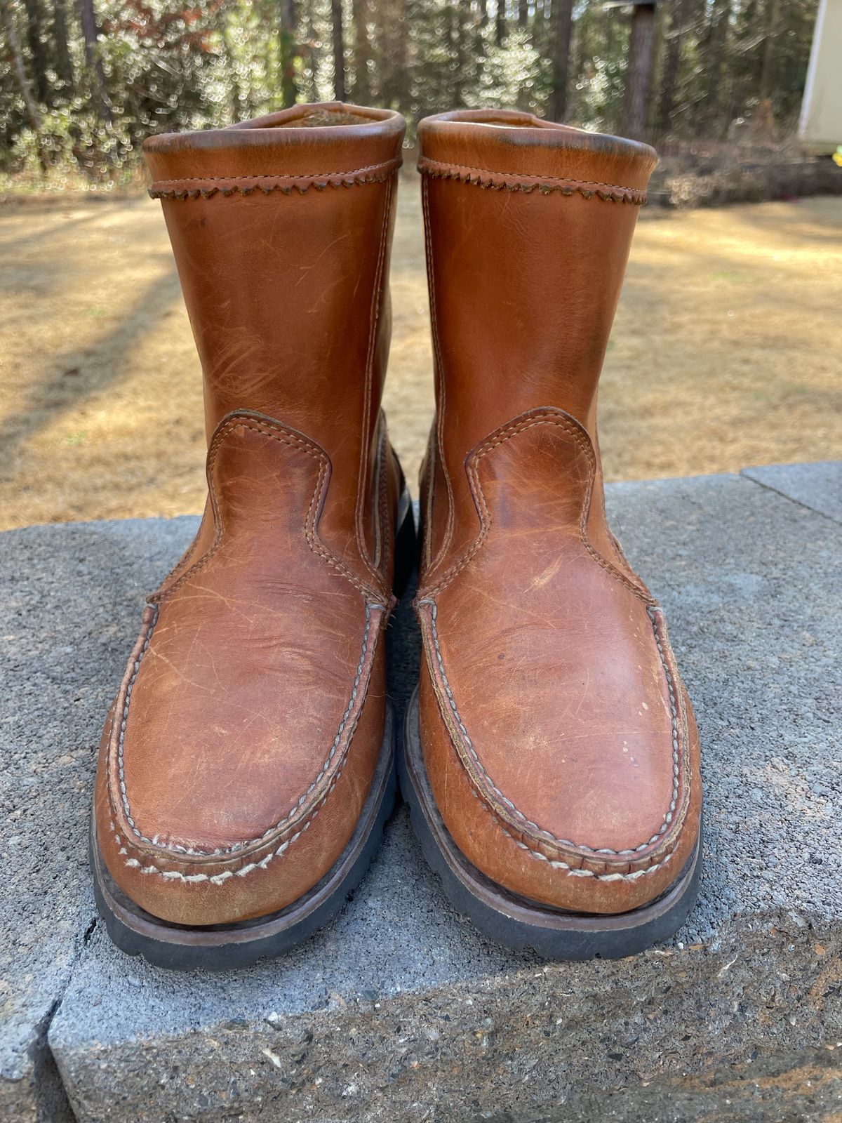 Photo by greenhead on March 3, 2024 of the Quoddy Pull On Boot in Horween Whiskey Cavalier.