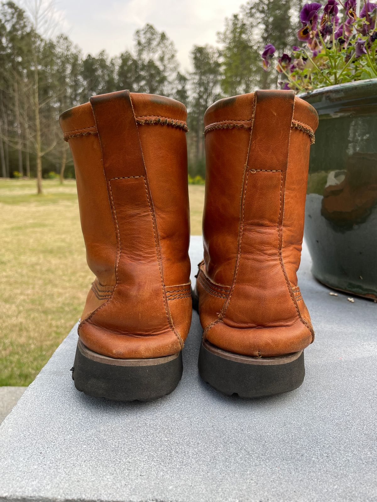 Photo by greenhead on April 2, 2024 of the Quoddy Pull On Boot in Horween Whiskey Cavalier.