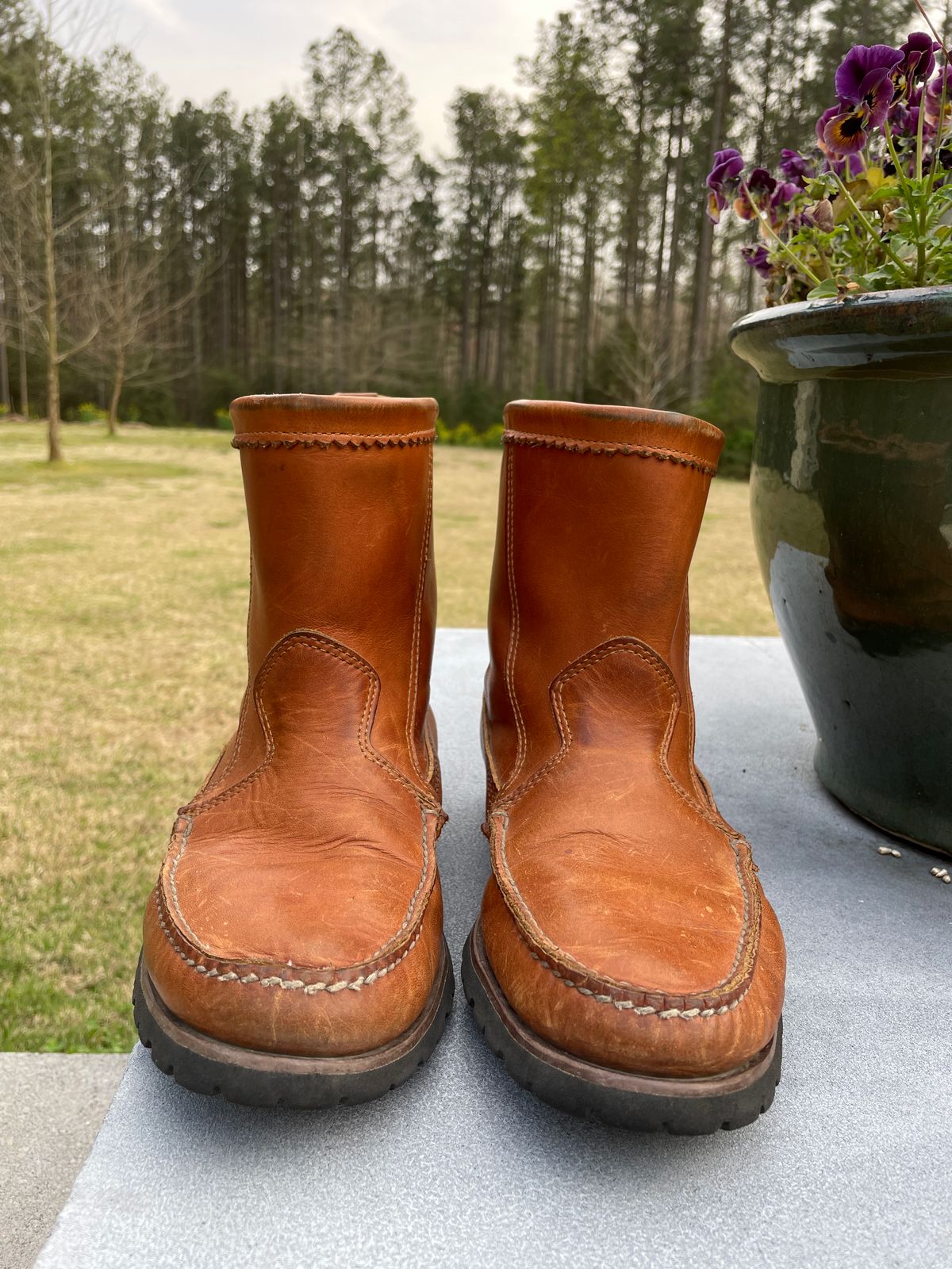 Photo by greenhead on April 2, 2024 of the Quoddy Pull On Boot in Horween Whiskey Cavalier.