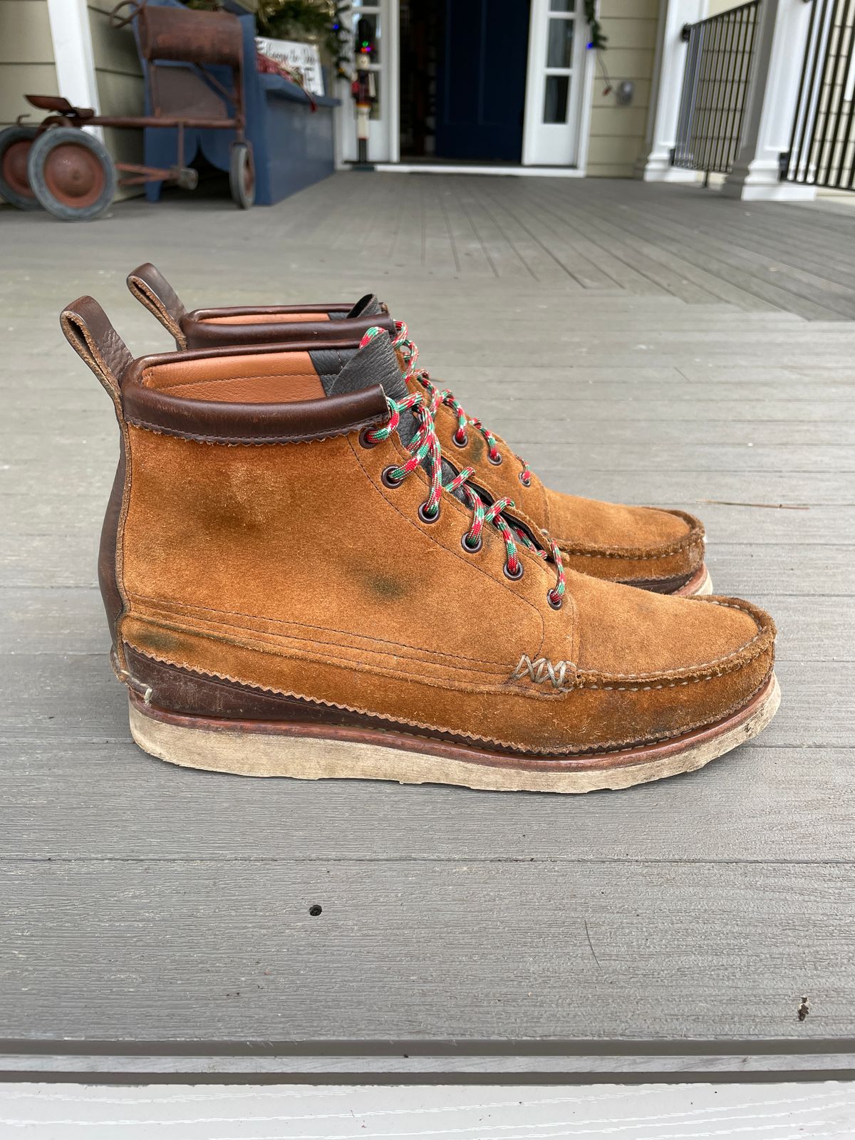 Photo by greenhead on January 3, 2023 of the Yuketen Maine Guide 6 Eye DB Boots in Horween Brown Chromexcel.
