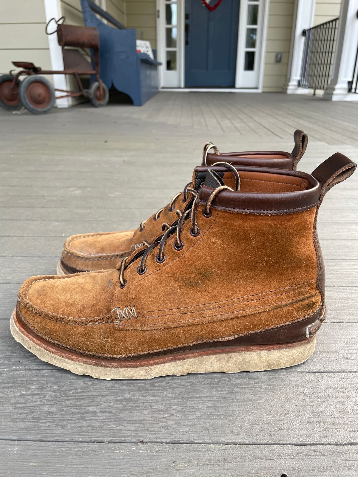 Photo by greenhead on March 1, 2023 of the Yuketen Maine Guide 6 Eye DB Boots in Horween Brown Chromexcel.