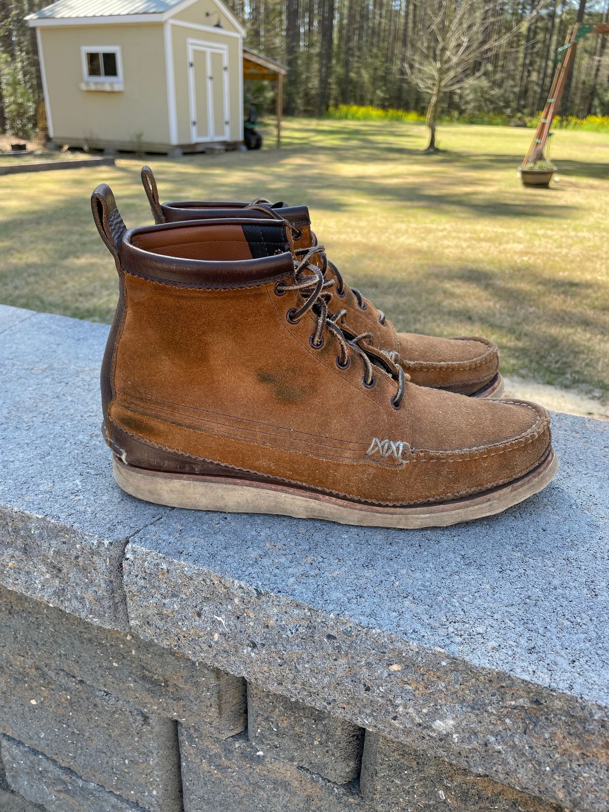 Photo by greenhead on April 4, 2023 of the Yuketen Maine Guide 6 Eye DB Boots in Horween Brown Chromexcel.
