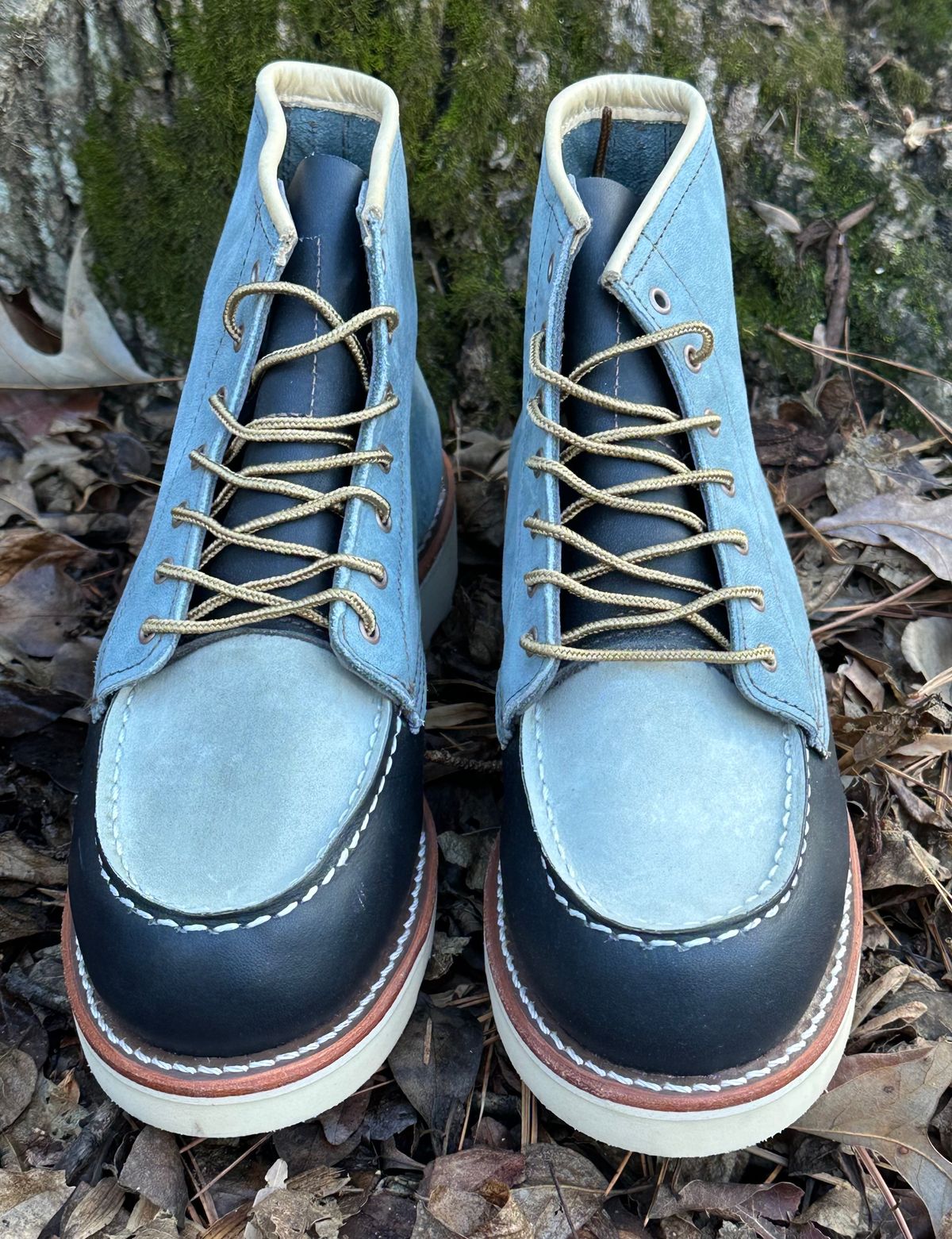 Photo by lee.goodson on January 3, 2025 of the Red Wing 6-Inch Classic Moc in Mulri-Indigo.