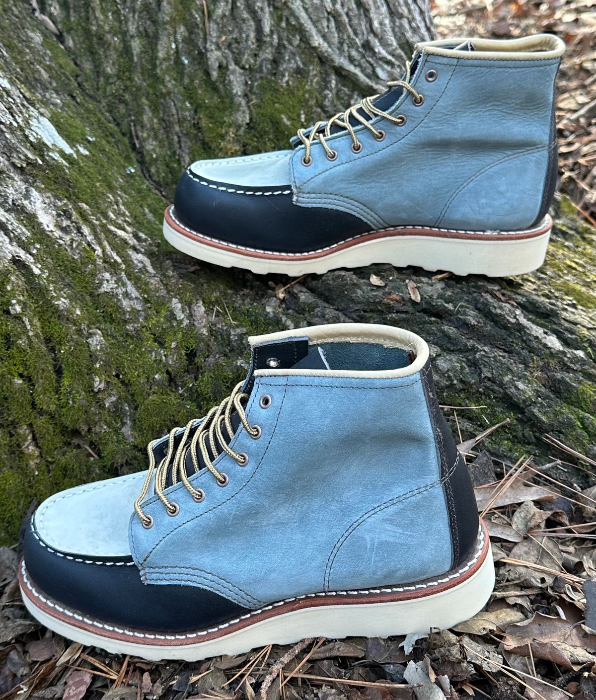 Photo by lee.goodson on January 3, 2025 of the Red Wing 6-Inch Classic Moc in Mulri-Indigo.