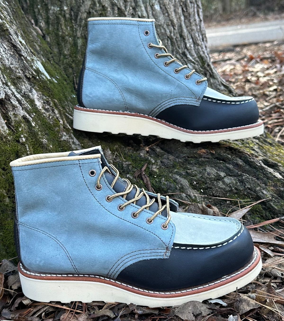 Photo by lee.goodson on January 3, 2025 of the Red Wing 6-Inch Classic Moc in Mulri-Indigo.