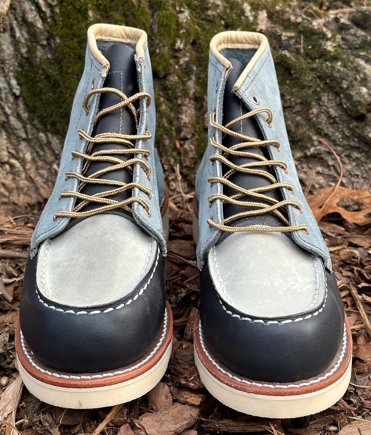 Photo by lee.goodson on March 1, 2025 of the Red Wing 6-Inch Classic Moc in Mulri-Indigo.