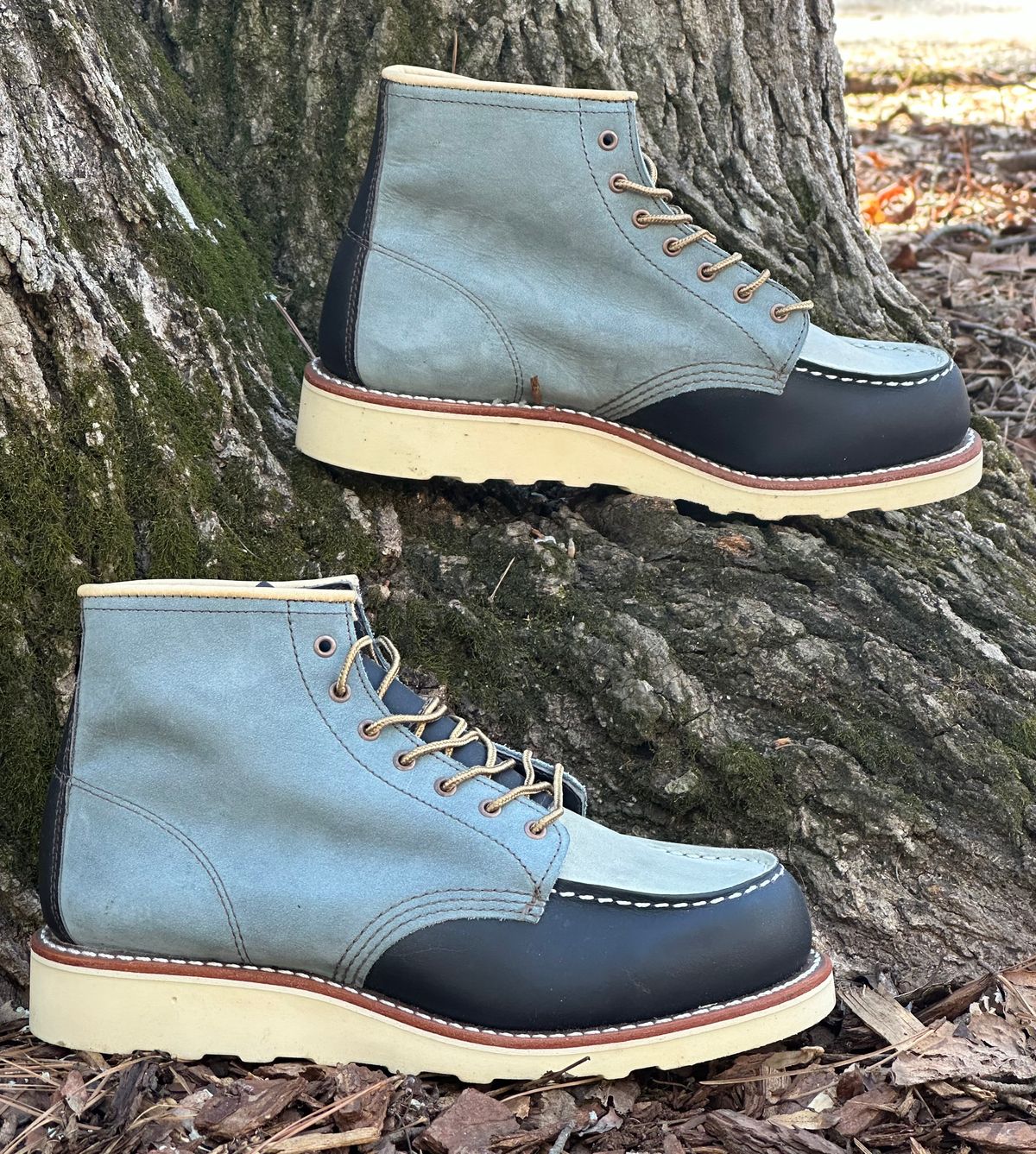 Photo by lee.goodson on March 18, 2025 of the Red Wing 6-Inch Classic Moc in Mulri-Indigo.