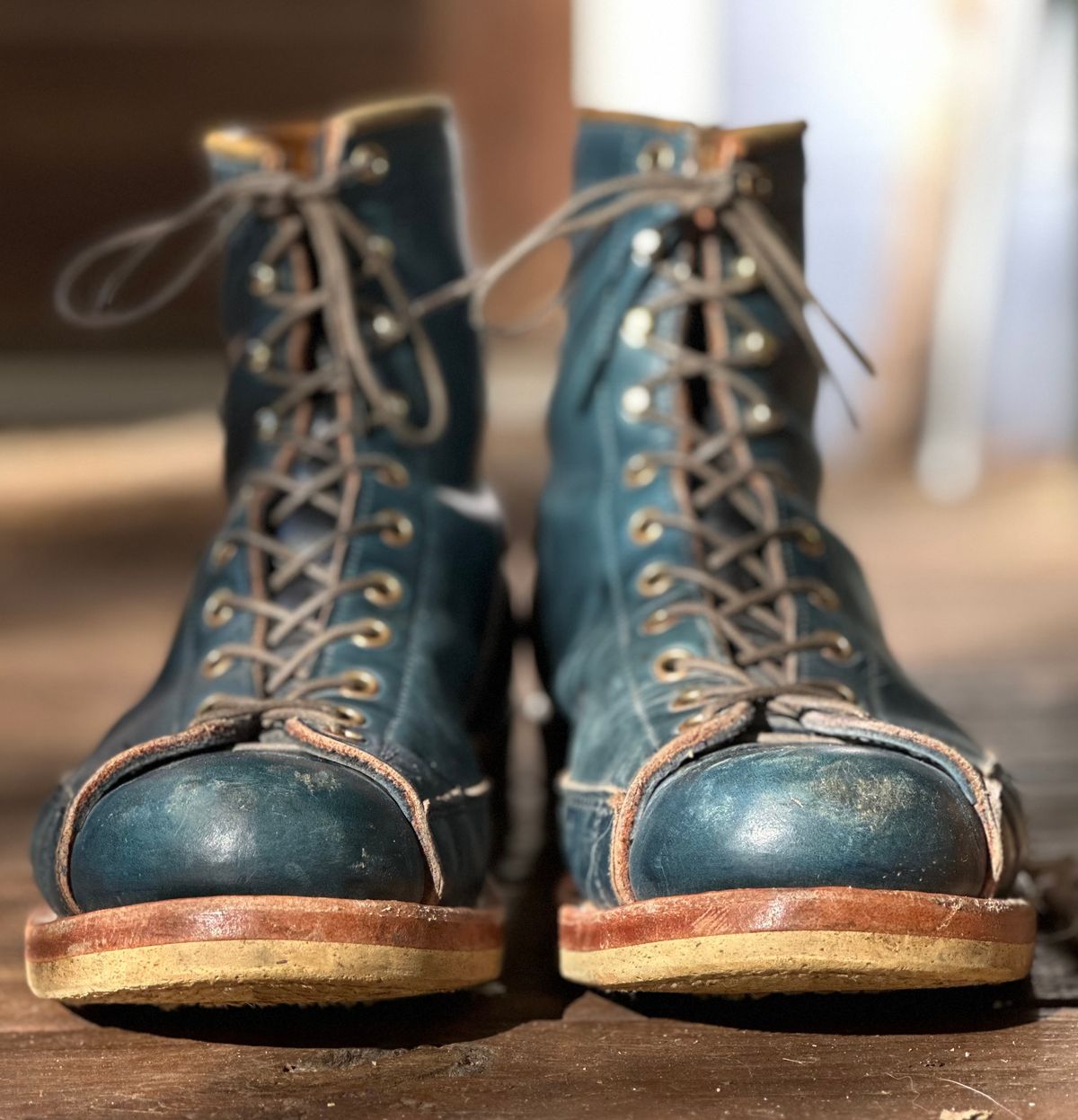 Photo by lee.goodson on November 4, 2025 of the Role Club Lace to Toe in Horween Navy Chromexcel.