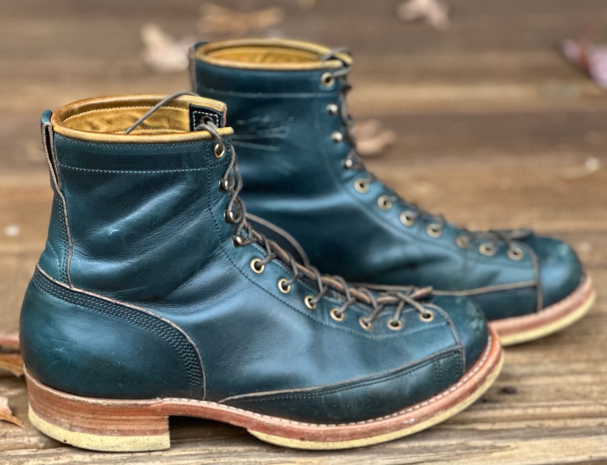 Photo by lee.goodson on December 2, 2025 of the Role Club Lace to Toe in Horween Navy Chromexcel.