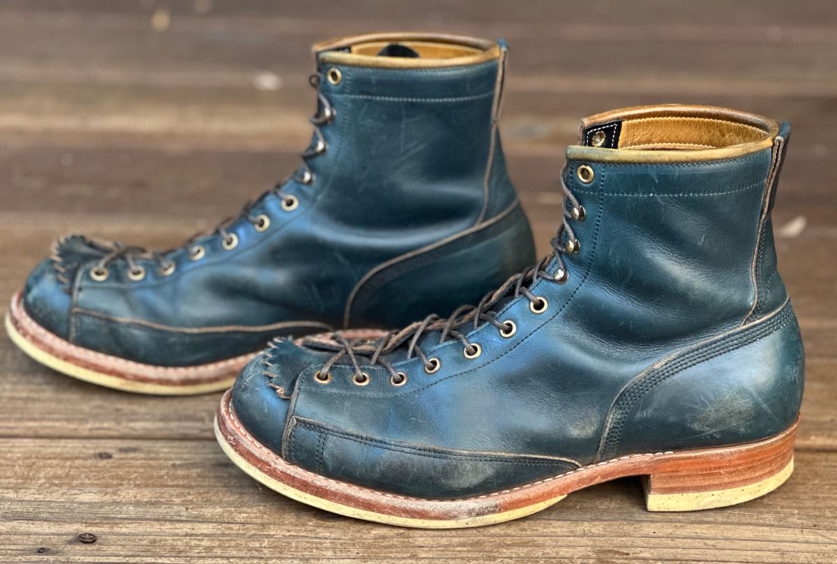 Photo by lee.goodson on January 1, 2026 of the Role Club Lace to Toe in Horween Navy Chromexcel.