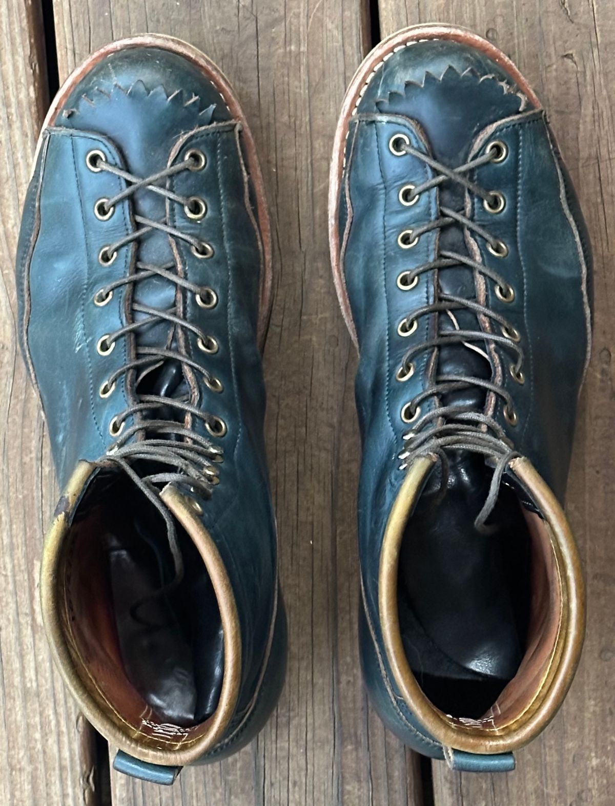 Photo by lee.goodson on March 1, 2026 of the Role Club Lace to Toe in Horween Navy Chromexcel.