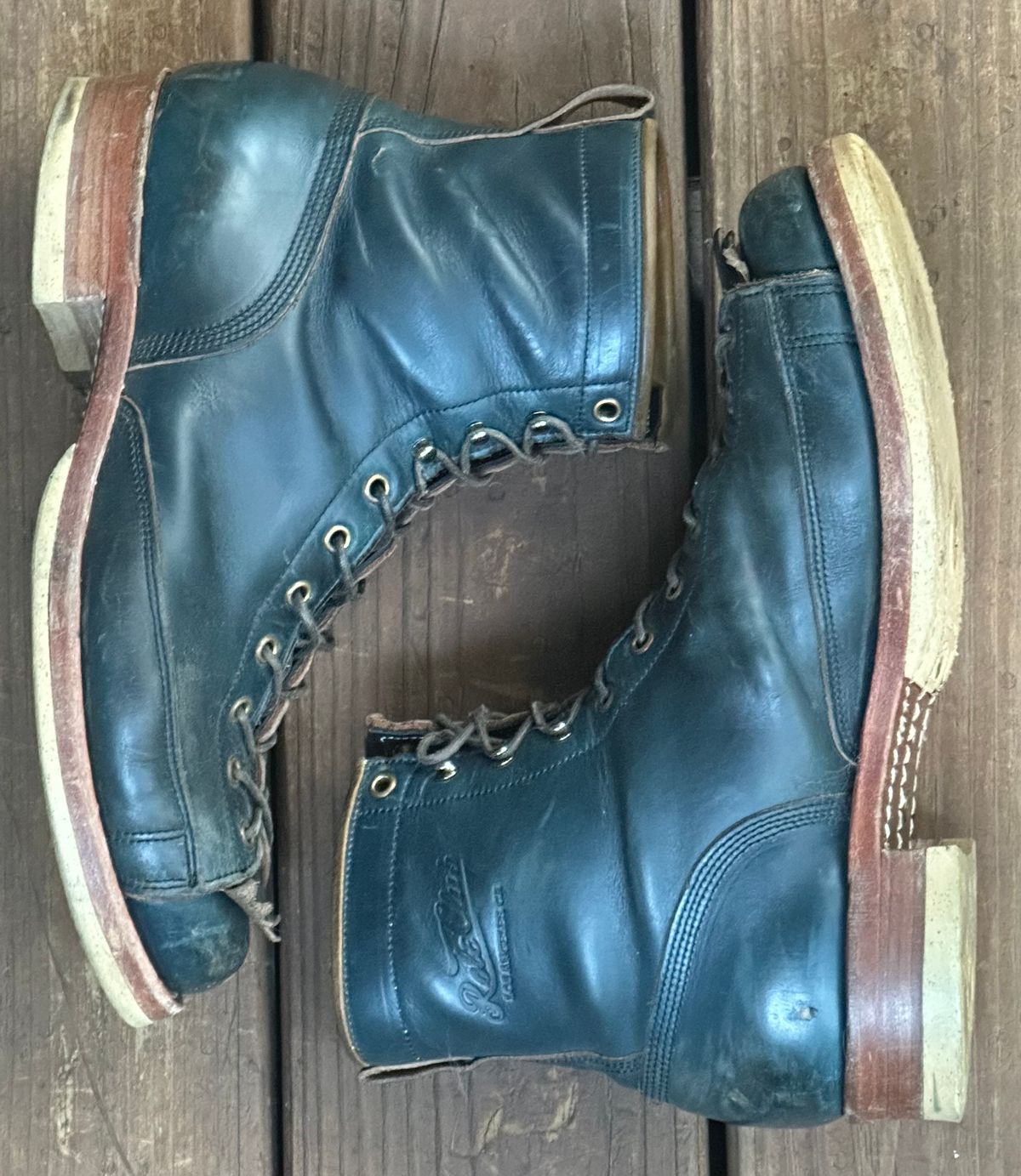 Photo by lee.goodson on March 31, 2026 of the Role Club Lace to Toe in Horween Navy Chromexcel.
