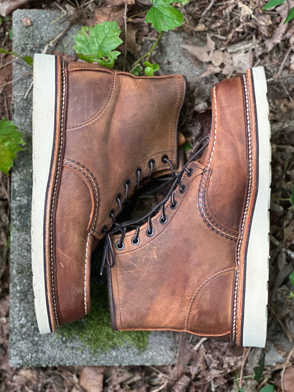 Photo by lee.goodson on October 1, 2023 of the Red Wing 6-Inch Classic Moc in S.B. Foot Copper Rough and Tough.