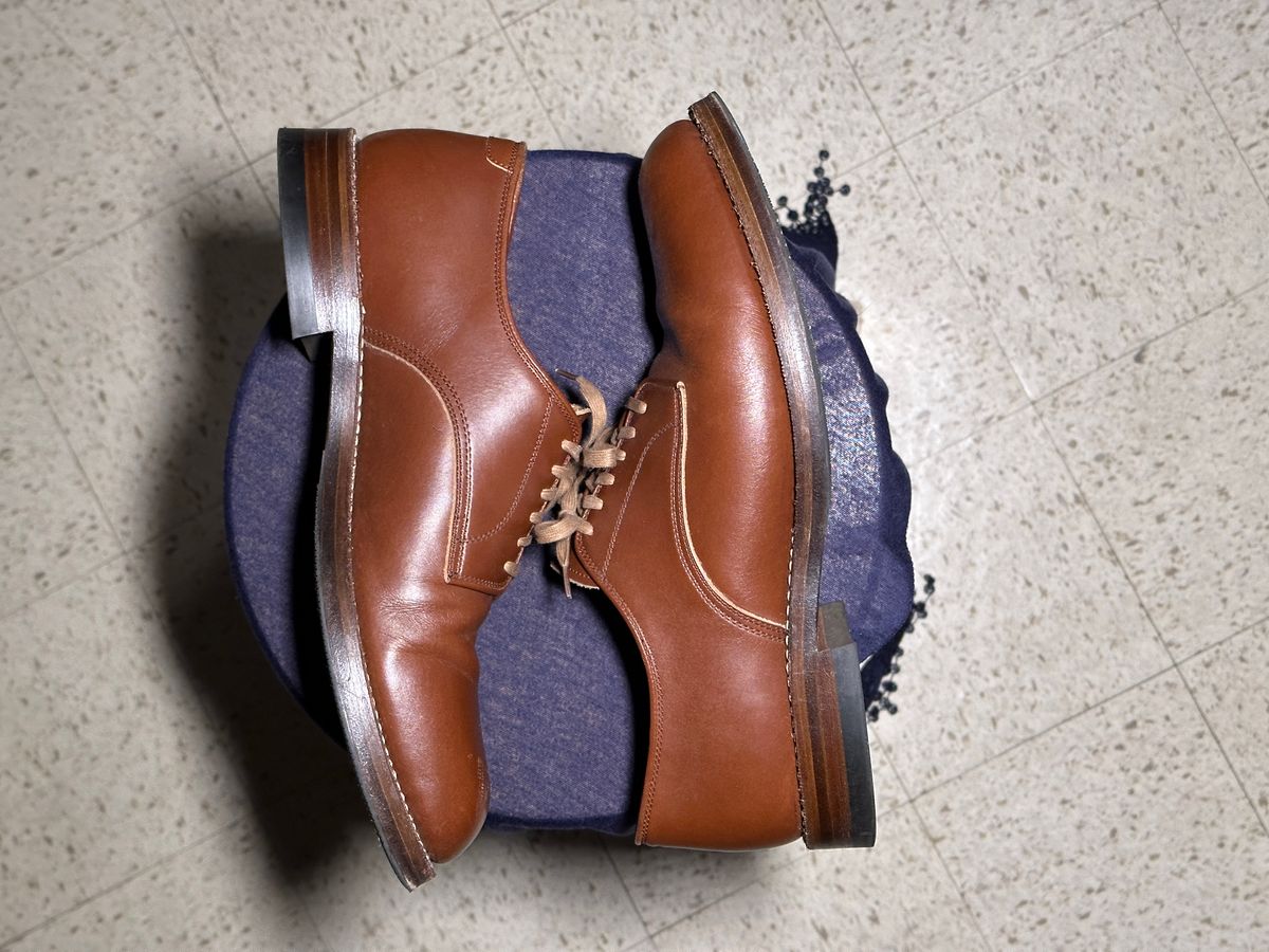 Photo by Alijan on January 5, 2023 of the John Lofgren USN Low Quarter Shoes in Unknown Leather.