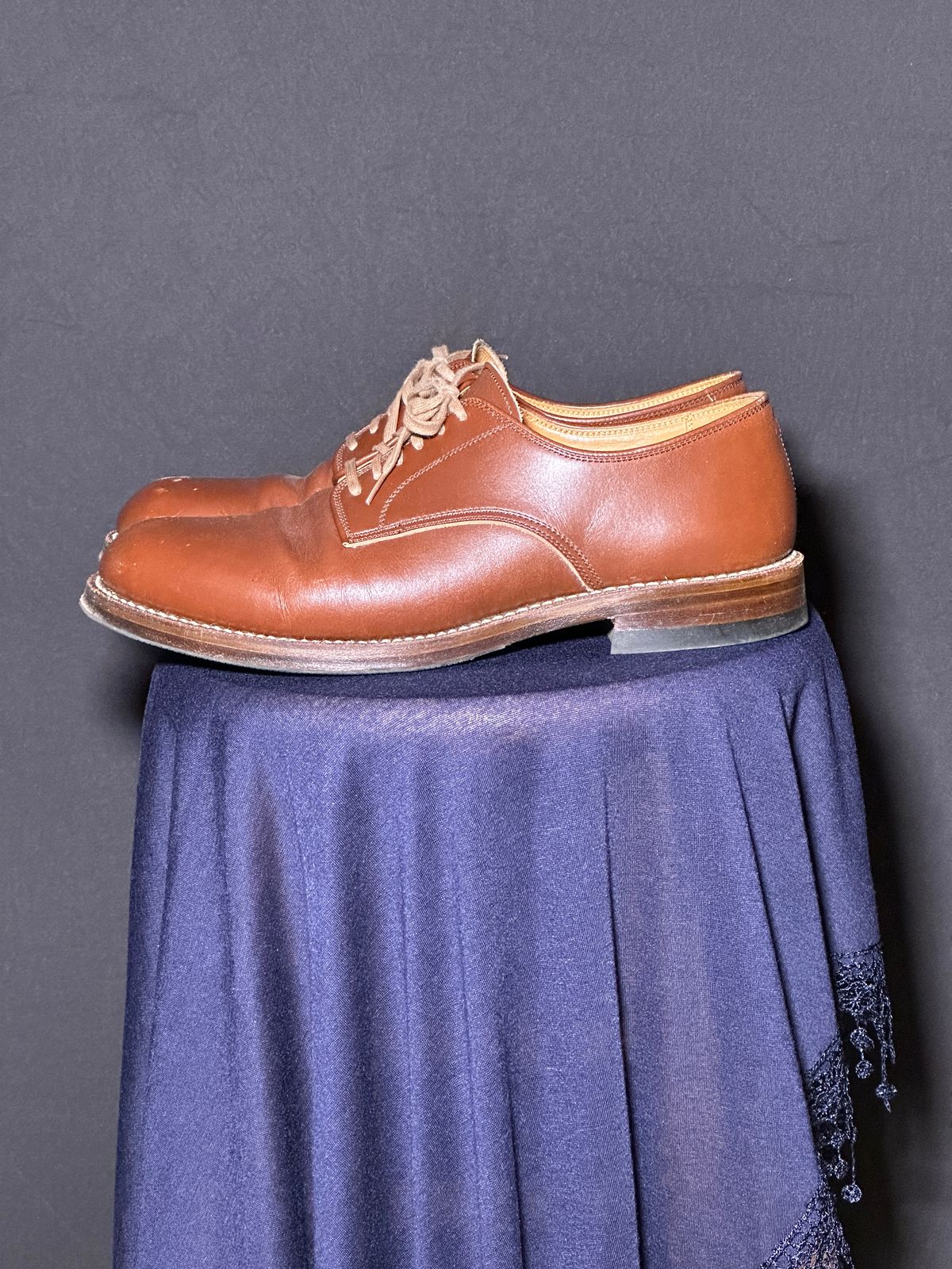 Photo by Alijan on February 6, 2023 of the John Lofgren USN Low Quarter Shoes in Unknown Leather.