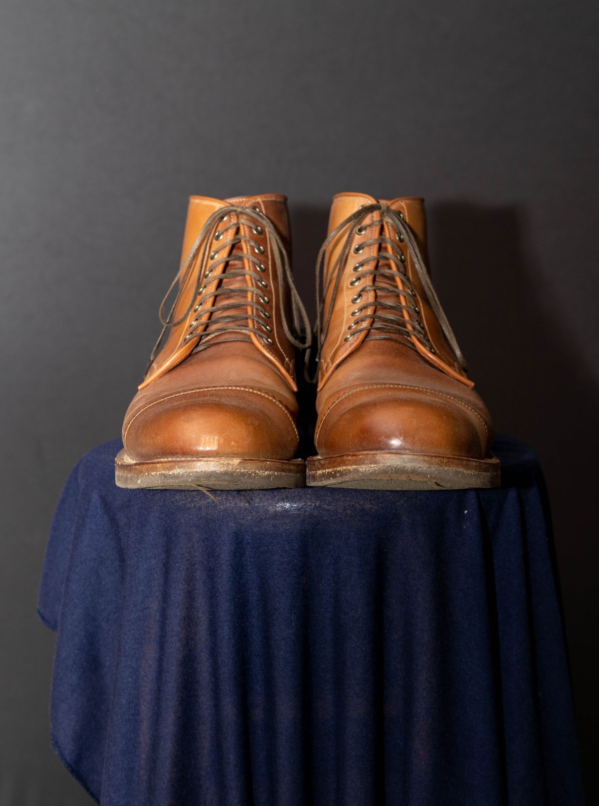 Photo by Alijan on December 5, 2022 of the Viberg Service Boot PCT in Horween Natural Shell Cordovan.