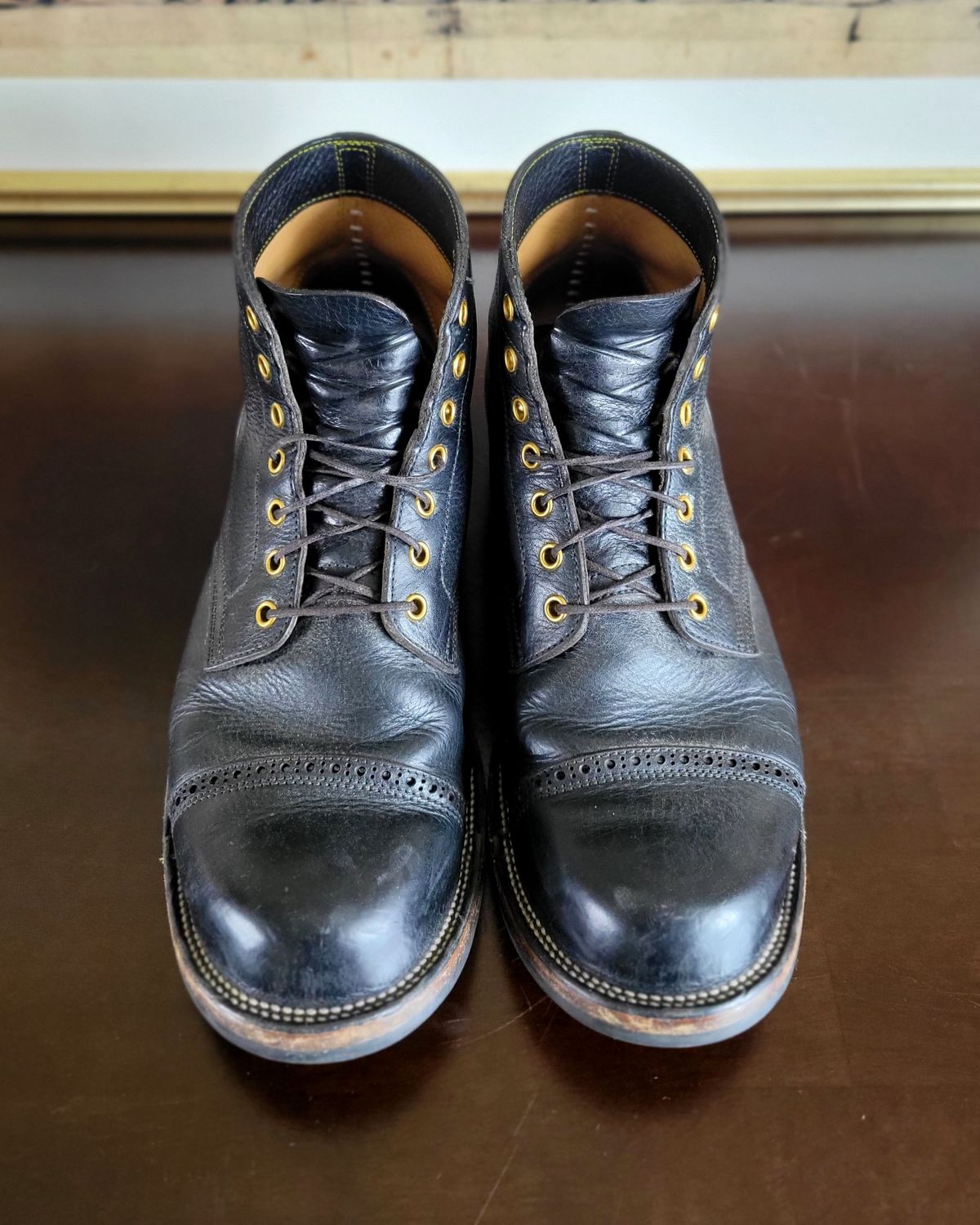 Photo by Arsenicmickey on March 4, 2024 of the Iron Boots Pitman in Black Italy Waxed Bullhide.