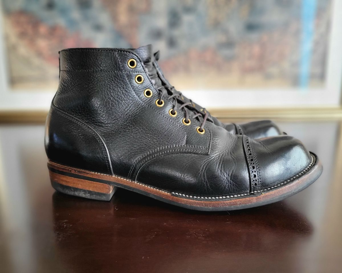Photo by Arsenicmickey on April 3, 2024 of the Iron Boots Pitman in Black Italy Waxed Bullhide.