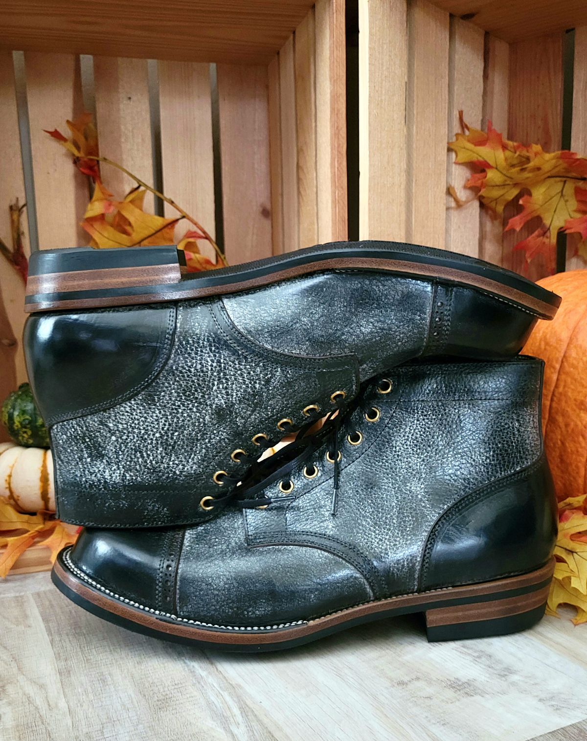 Photo by Arsenicmickey on October 1, 2023 of the Iron Boots Pitman in Black Italy Waxed Bullhide.