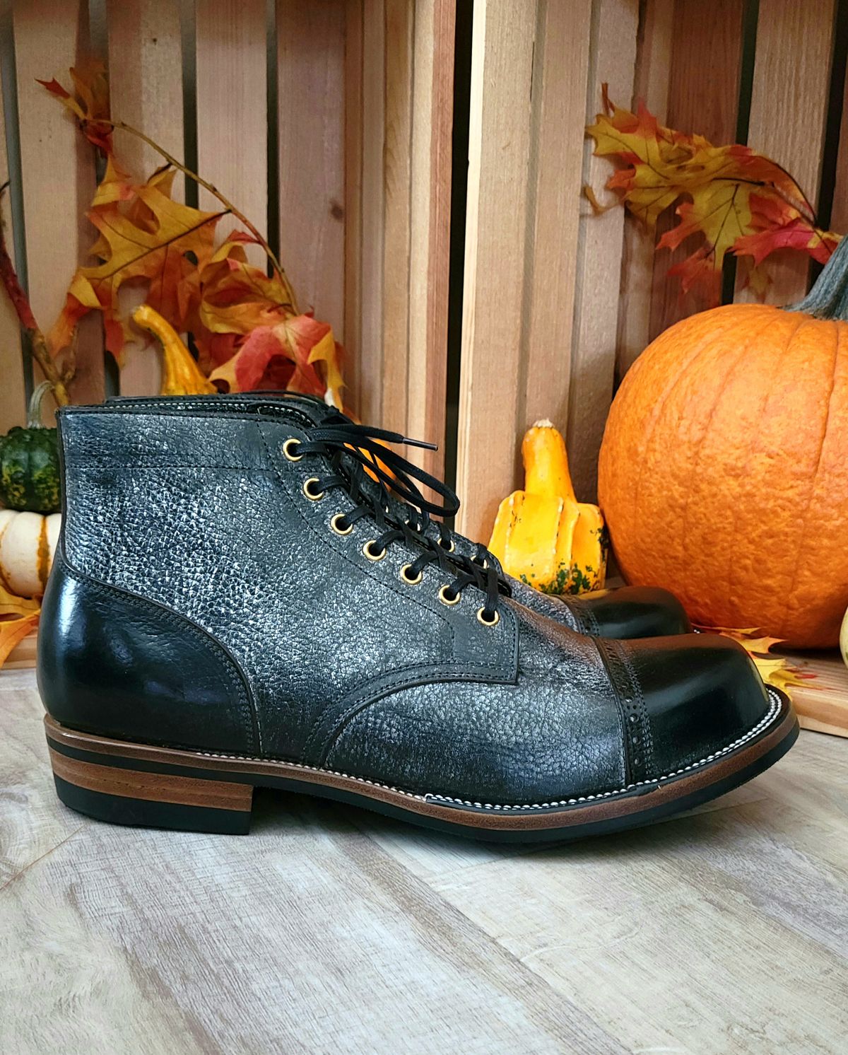 Photo by Arsenicmickey on October 1, 2023 of the Iron Boots Pitman in Black Italy Waxed Bullhide.