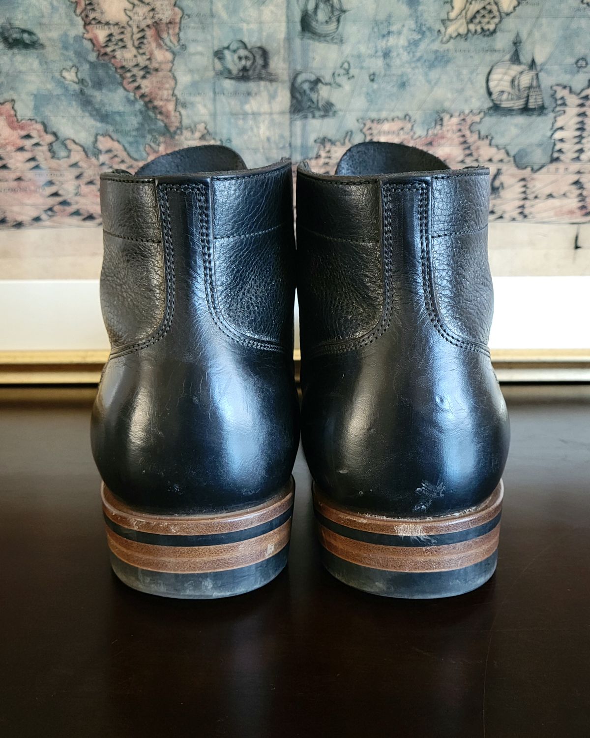 Photo by Arsenicmickey on November 2, 2023 of the Iron Boots Pitman in Black Italy Waxed Bullhide.