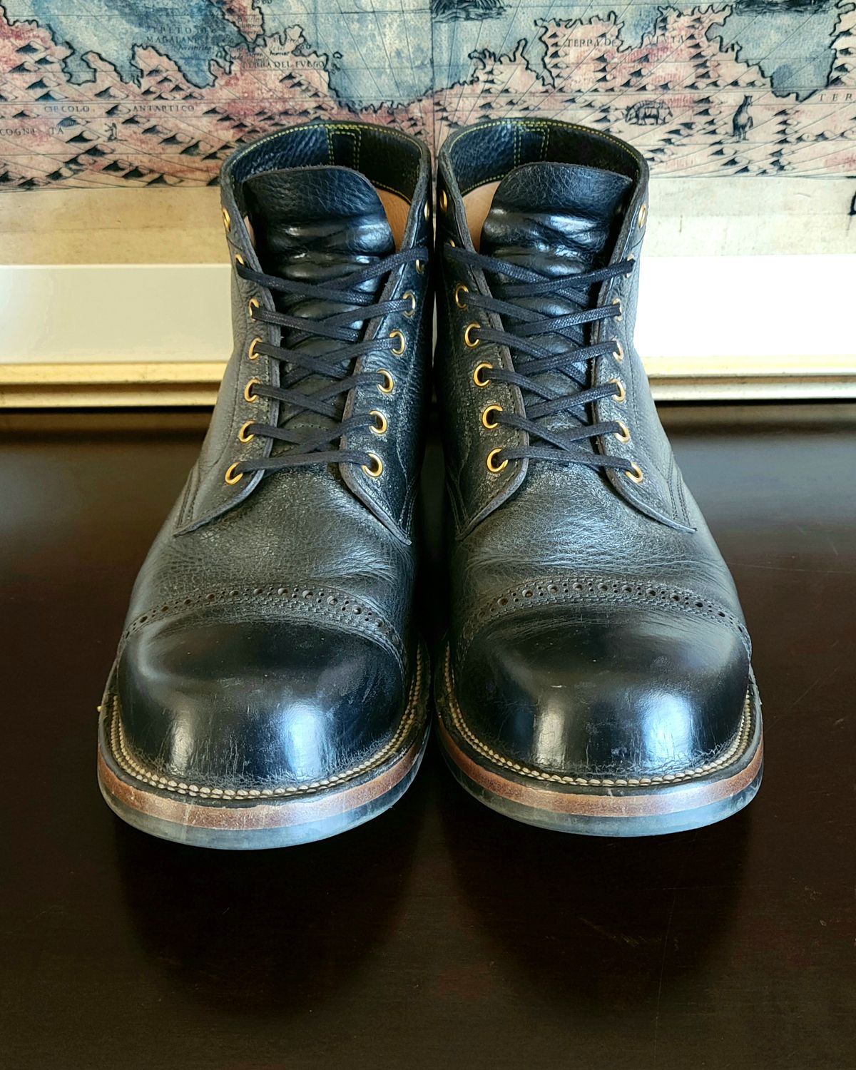 Photo by Arsenicmickey on November 2, 2023 of the Iron Boots Pitman in Black Italy Waxed Bullhide.