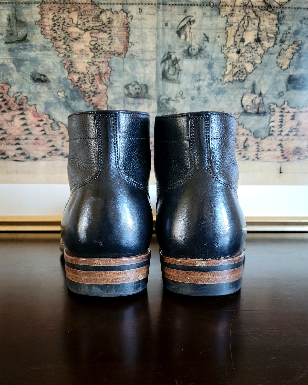 Photo by Arsenicmickey on January 3, 2024 of the Iron Boots Pitman in Black Italy Waxed Bullhide.
