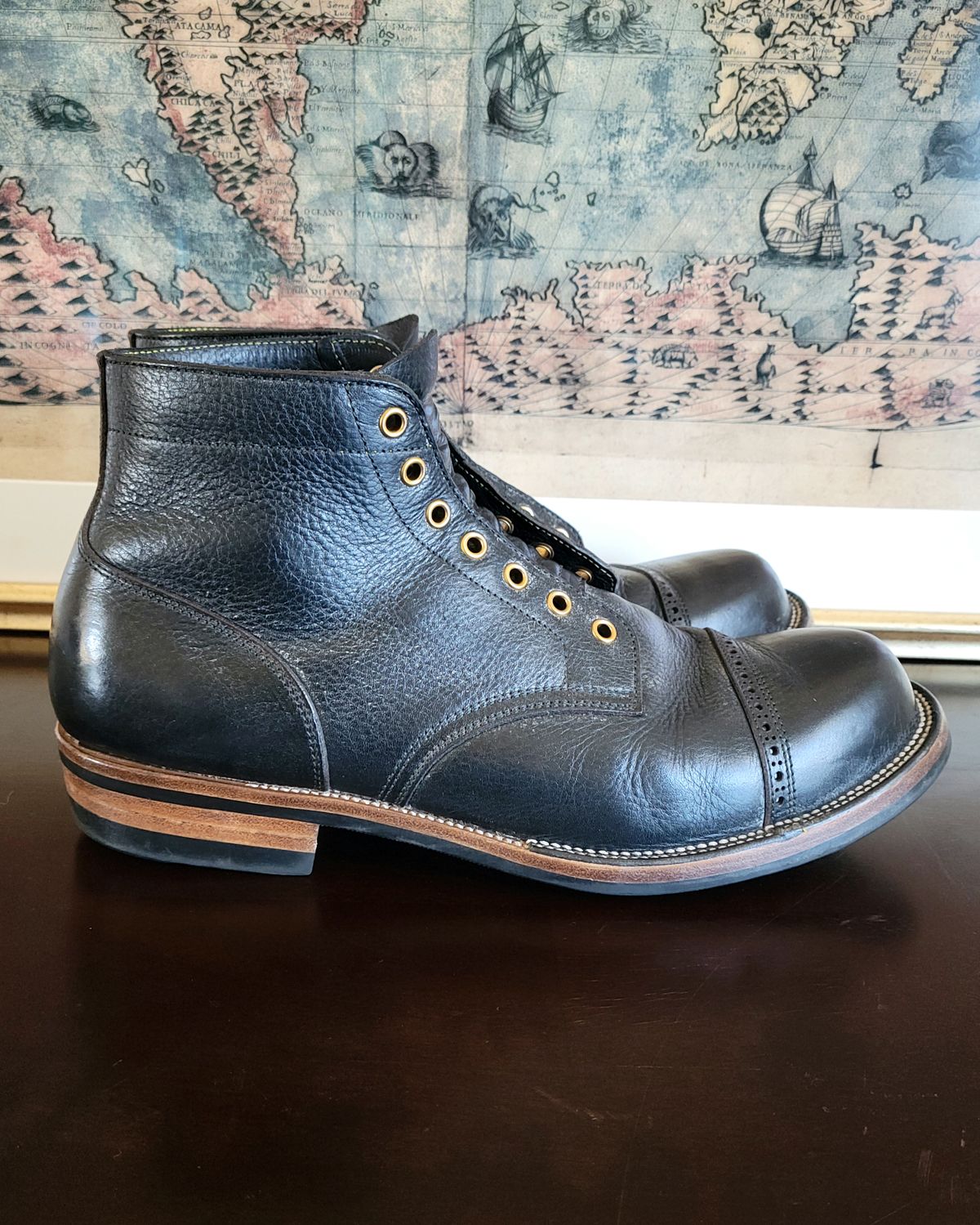 Photo by Arsenicmickey on January 3, 2024 of the Iron Boots Pitman in Black Italy Waxed Bullhide.