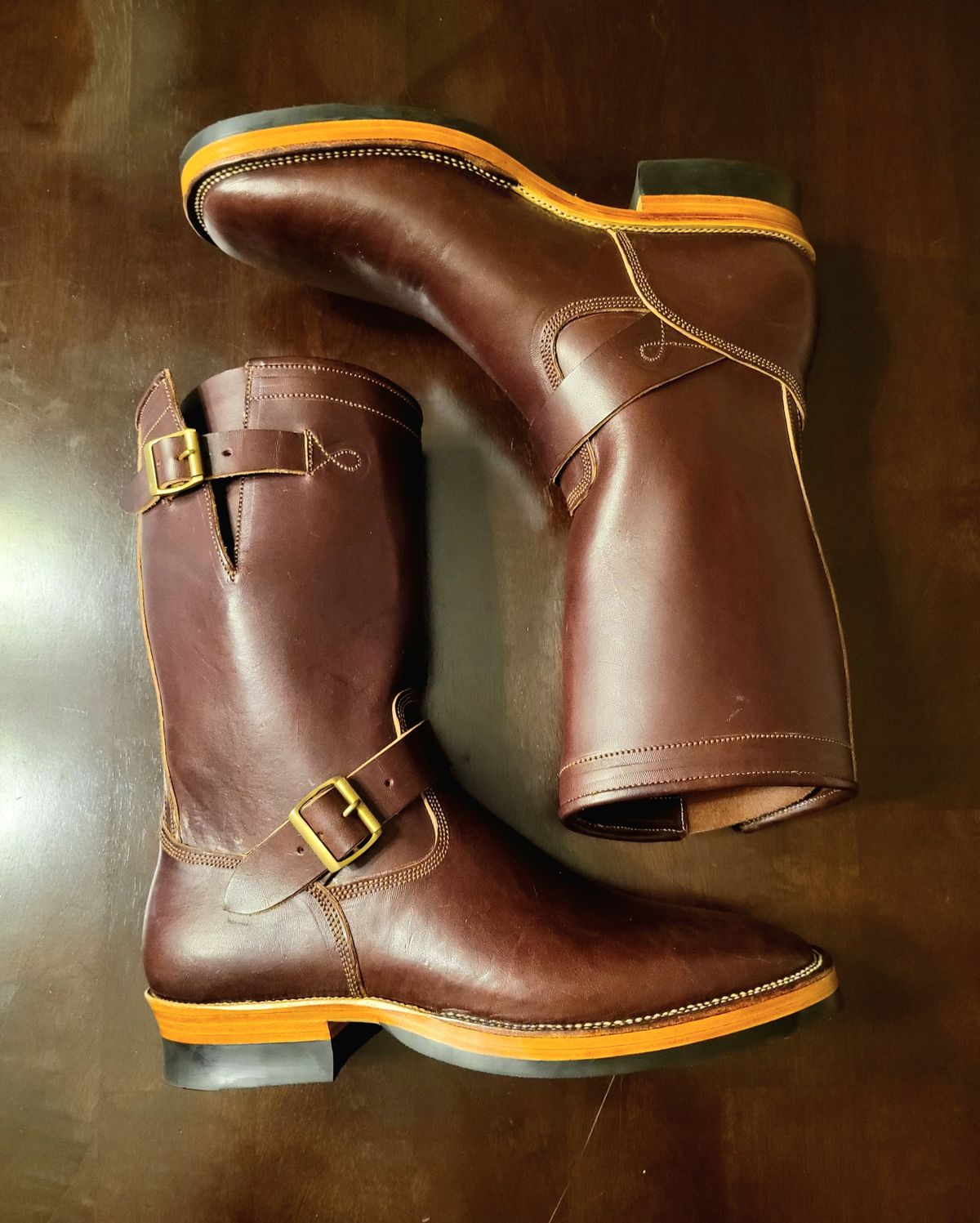 Photo by Arsenicmickey on October 1, 2024 of the Fortis Boots Tapak 2.0 Engineer Boots in Wickett & Craig Brown Latigo.