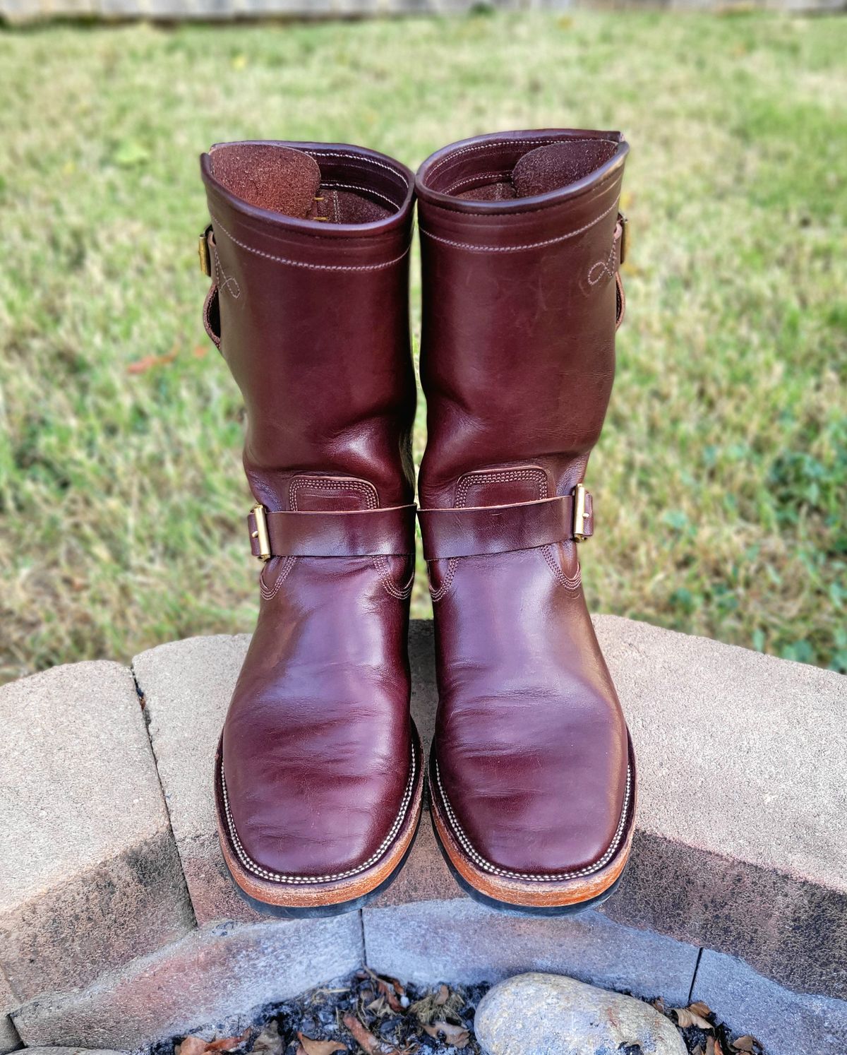 Photo by Arsenicmickey on November 2, 2024 of the Fortis Boots Tapak 2.0 Engineer Boots in Wickett & Craig Brown Latigo.