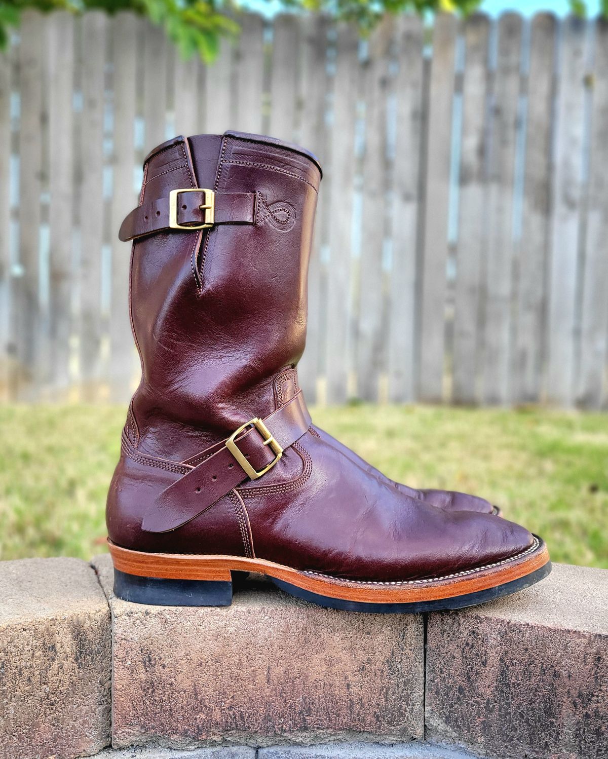 Photo by Arsenicmickey on November 2, 2024 of the Fortis Boots Tapak 2.0 Engineer Boots in Wickett & Craig Brown Latigo.