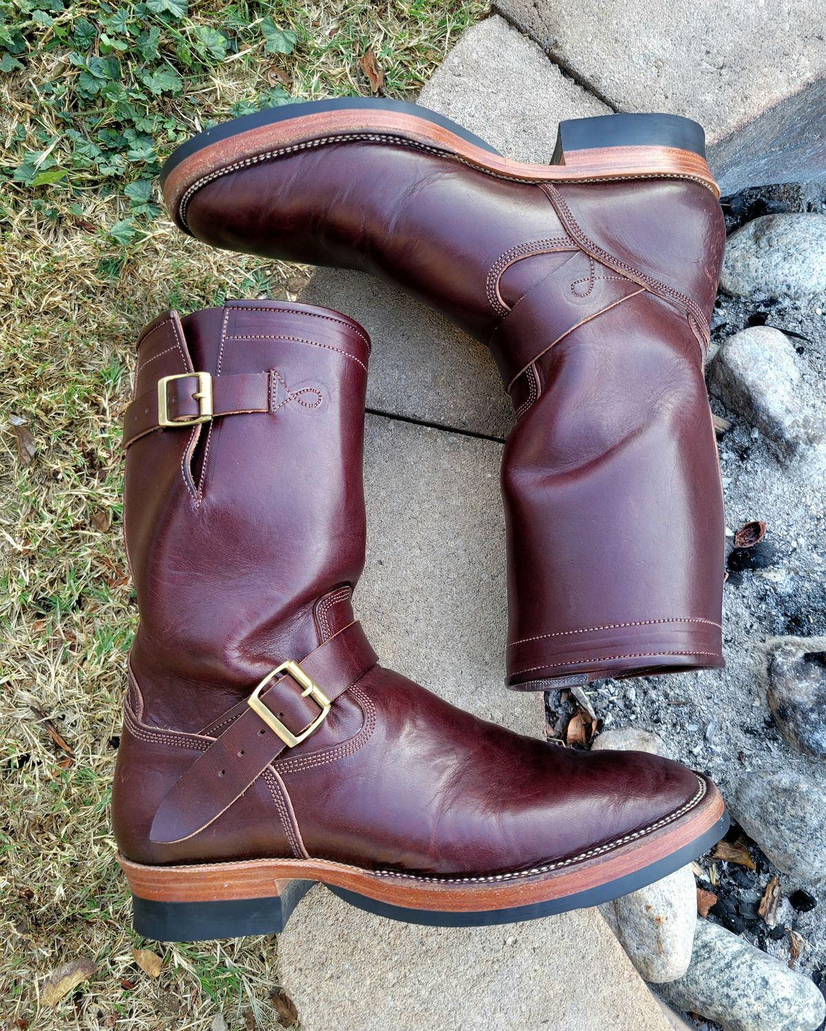 Photo by Arsenicmickey on December 6, 2024 of the Fortis Boots Tapak 2.0 Engineer Boots in Wickett & Craig Brown Latigo.