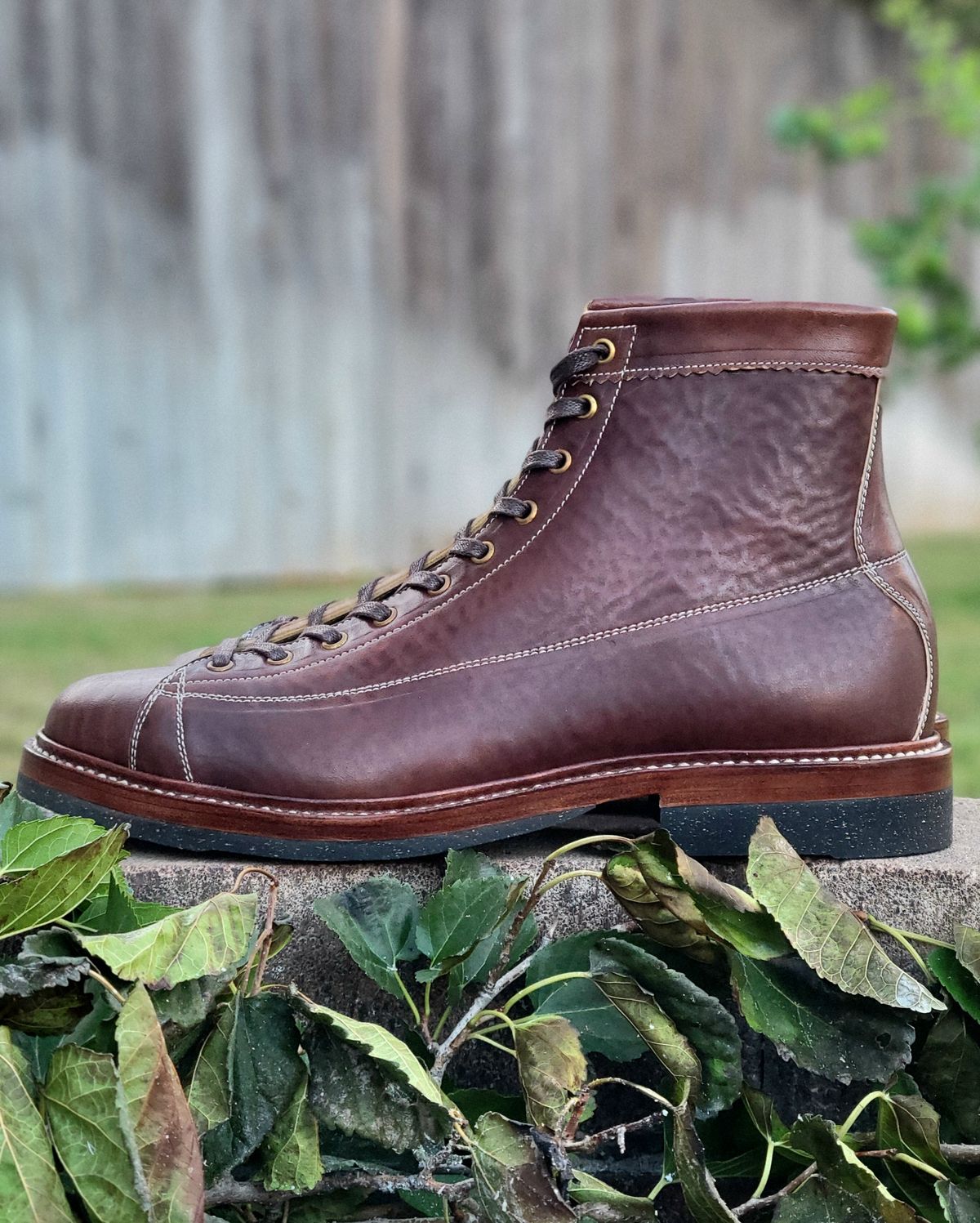 Photo by Arsenicmickey on October 1, 2025 of the Sagara Cordmaster in Conceria Cloe Superlux Horsebutt Overdyed Brown.