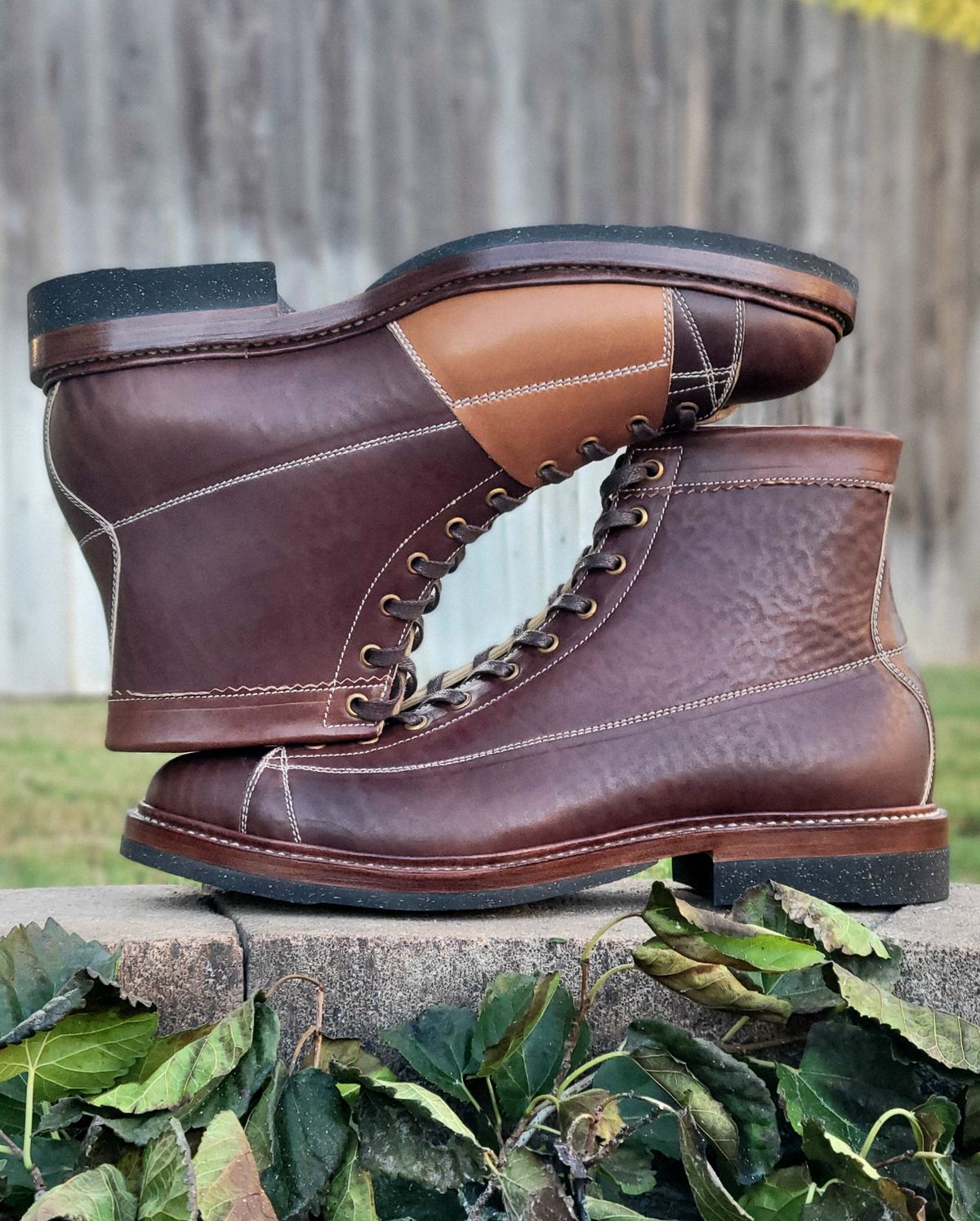 Photo by Arsenicmickey on October 1, 2025 of the Sagara Cordmaster in Conceria Cloe Superlux Horsebutt Overdyed Brown.