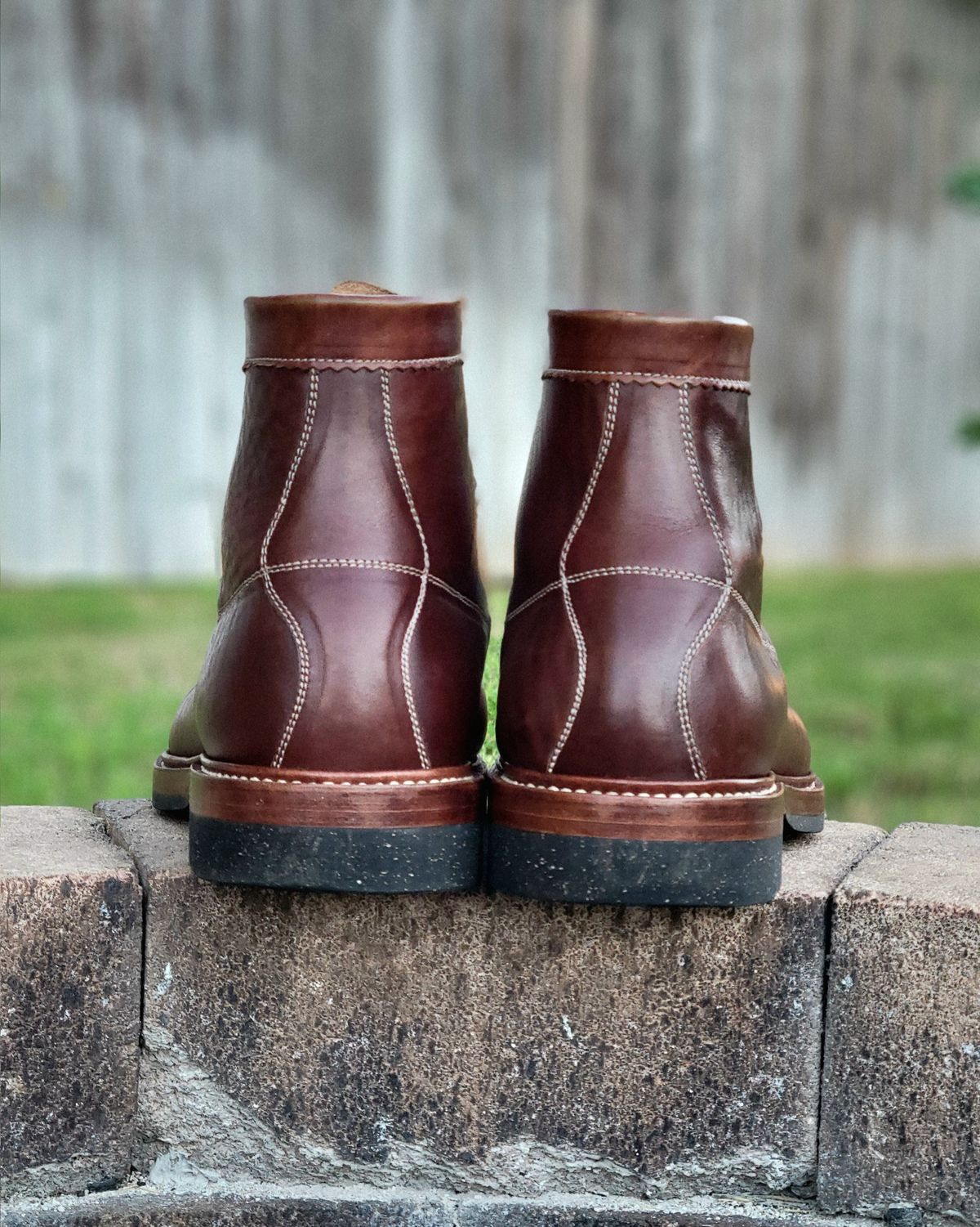 Photo by Arsenicmickey on October 29, 2025 of the Sagara Cordmaster in Conceria Cloe Superlux Horsebutt Overdyed Brown.