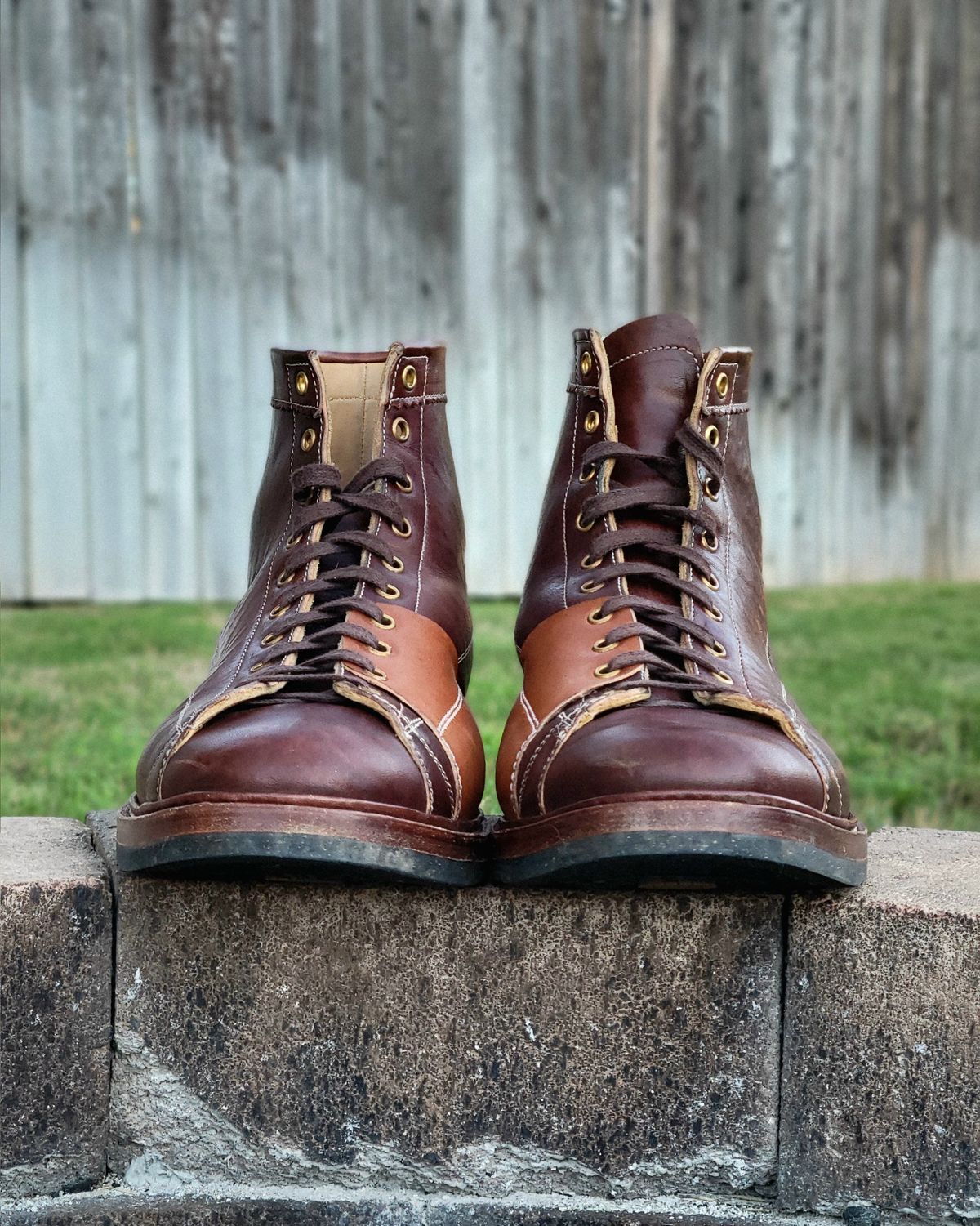 Photo by Arsenicmickey on October 29, 2025 of the Sagara Cordmaster in Conceria Cloe Superlux Horsebutt Overdyed Brown.