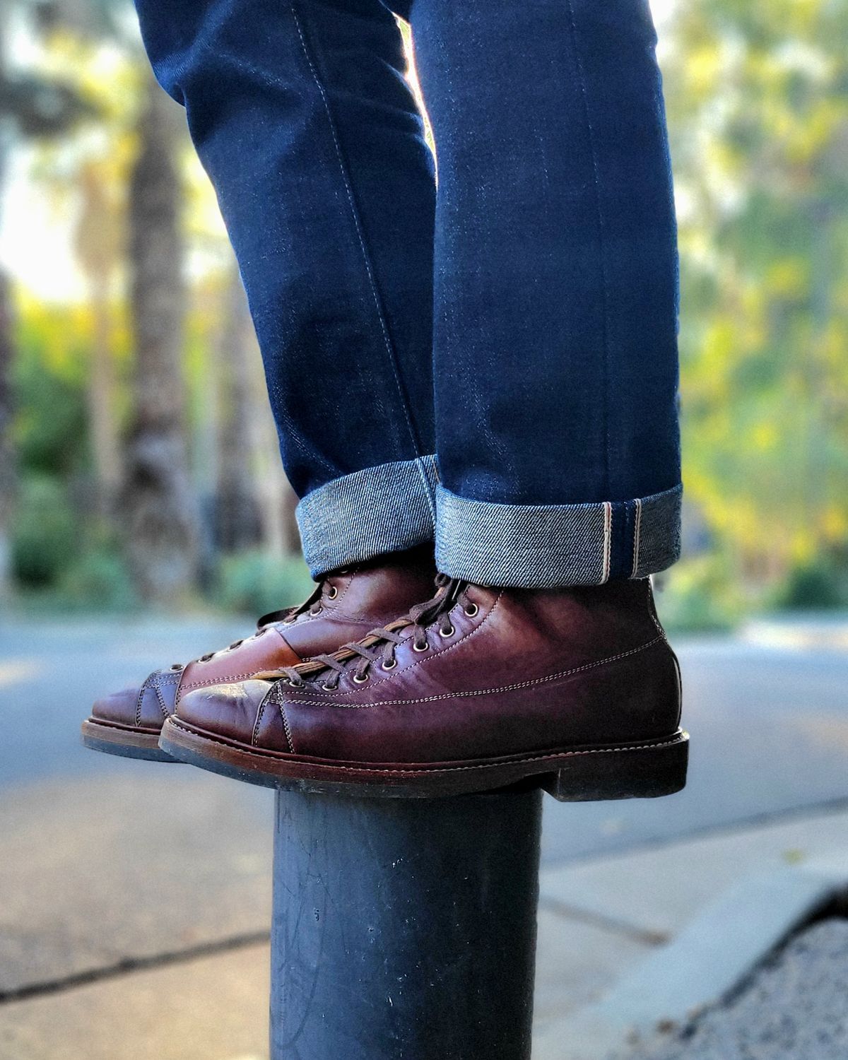 Photo by Arsenicmickey on November 24, 2025 of the Sagara Cordmaster in Conceria Cloe Superlux Horsebutt Overdyed Brown.