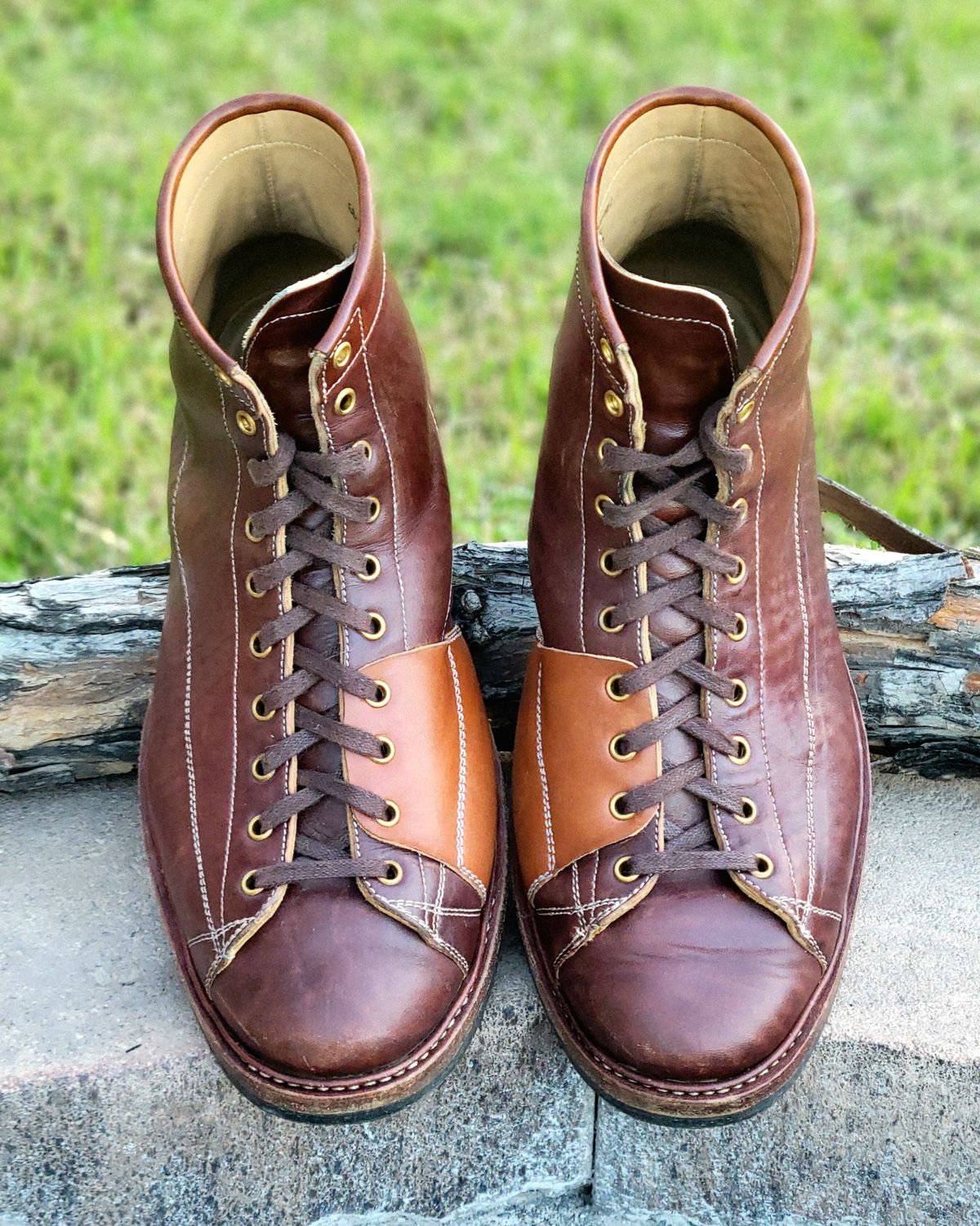 Photo by Arsenicmickey on December 3, 2025 of the Sagara Cordmaster in Conceria Cloe Superlux Horsebutt Overdyed Brown.