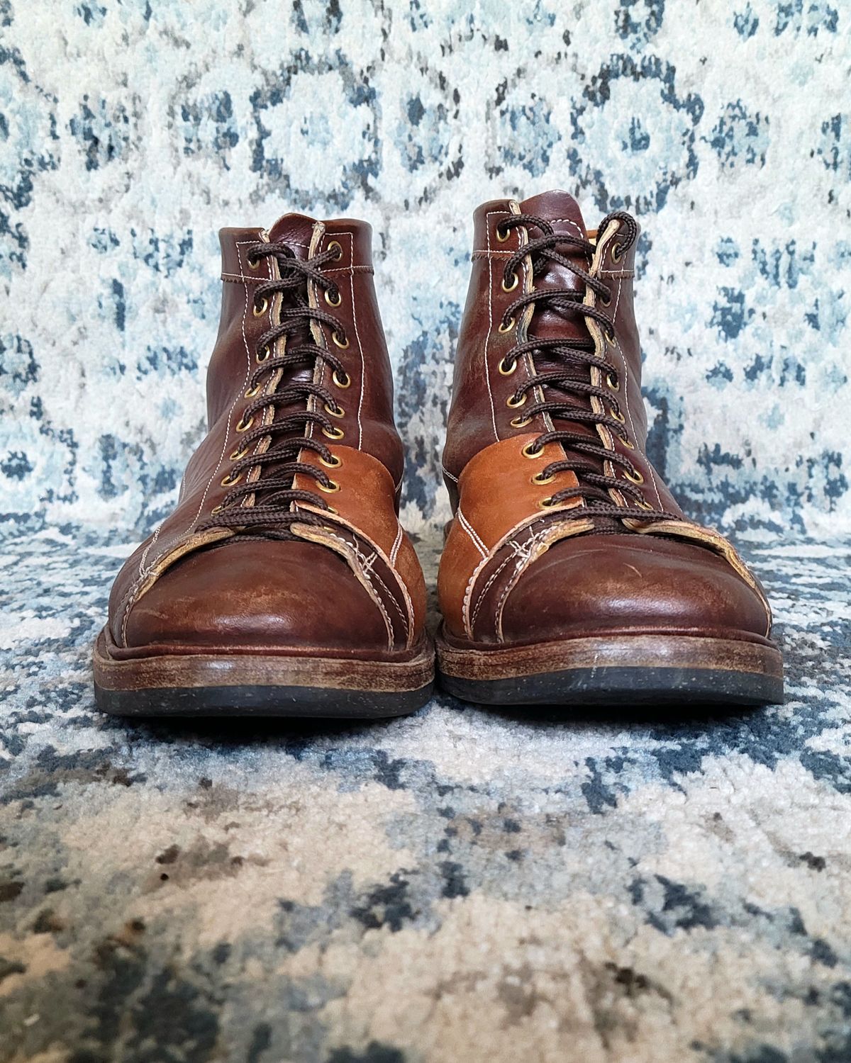 Photo by Arsenicmickey on February 3, 2026 of the Sagara Cordmaster in Conceria Cloe Superlux Horsebutt Overdyed Brown.